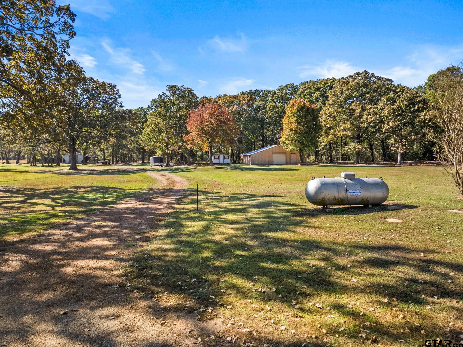 1227 County Road 3327