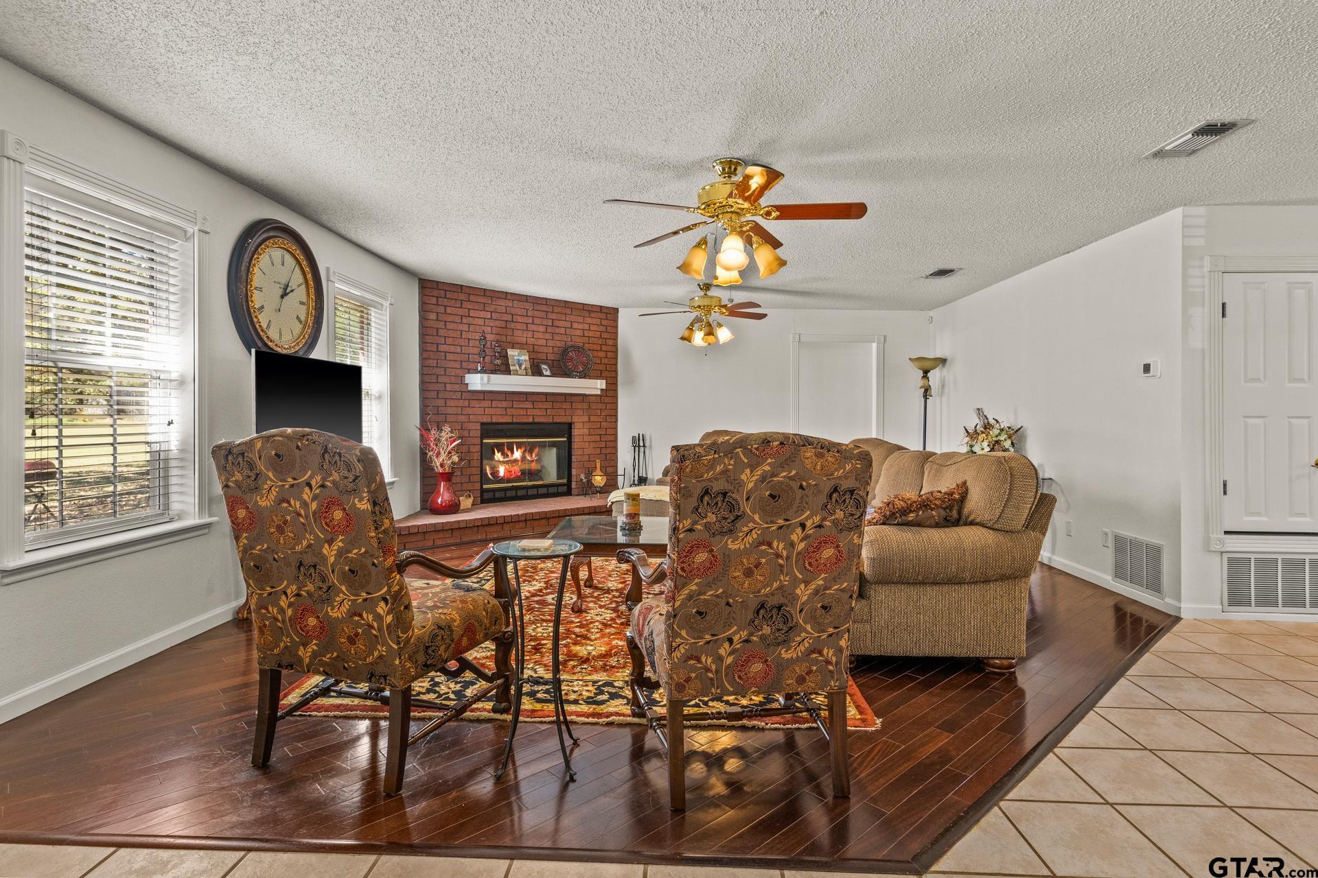 1227 County Road 3327