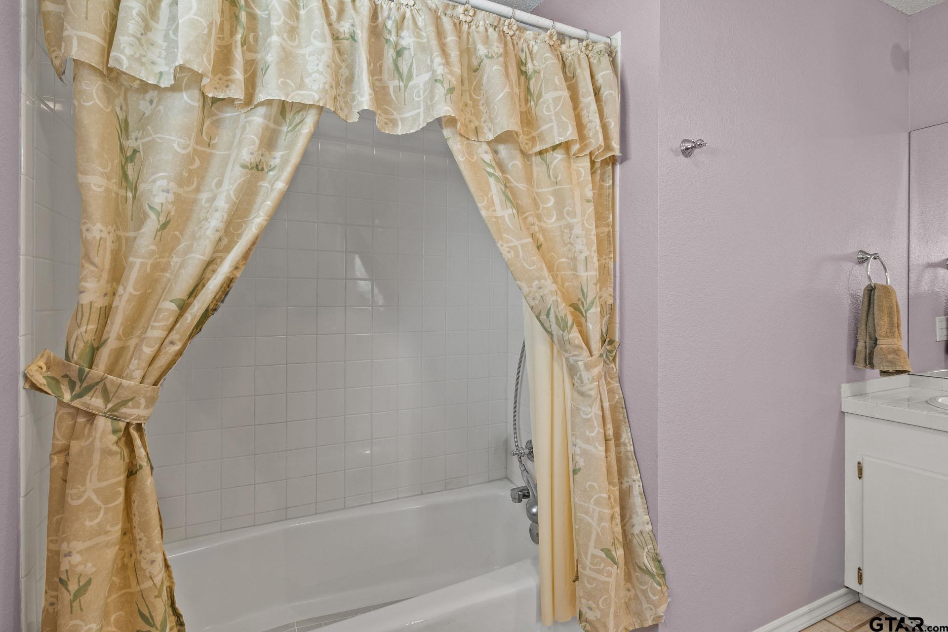 1227 County Road 3327