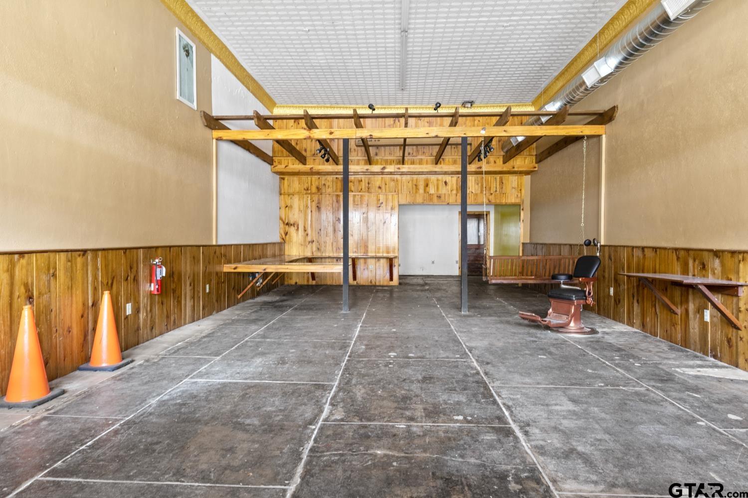 207 & 209 N Jefferson Ave