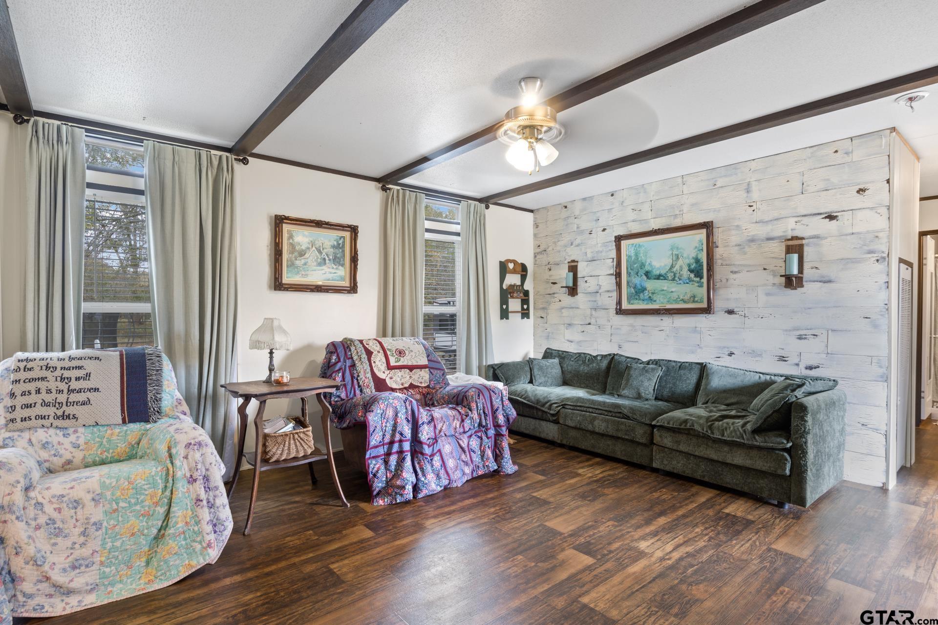 944 County Road 1240