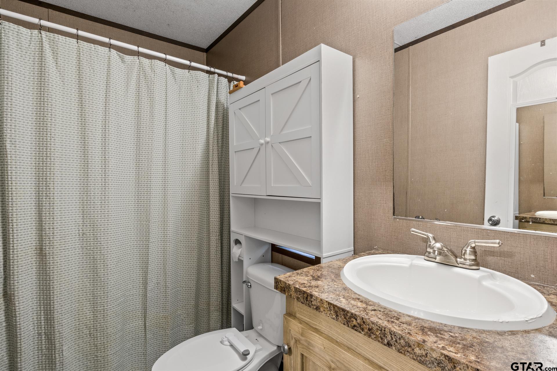 944 County Road 1240