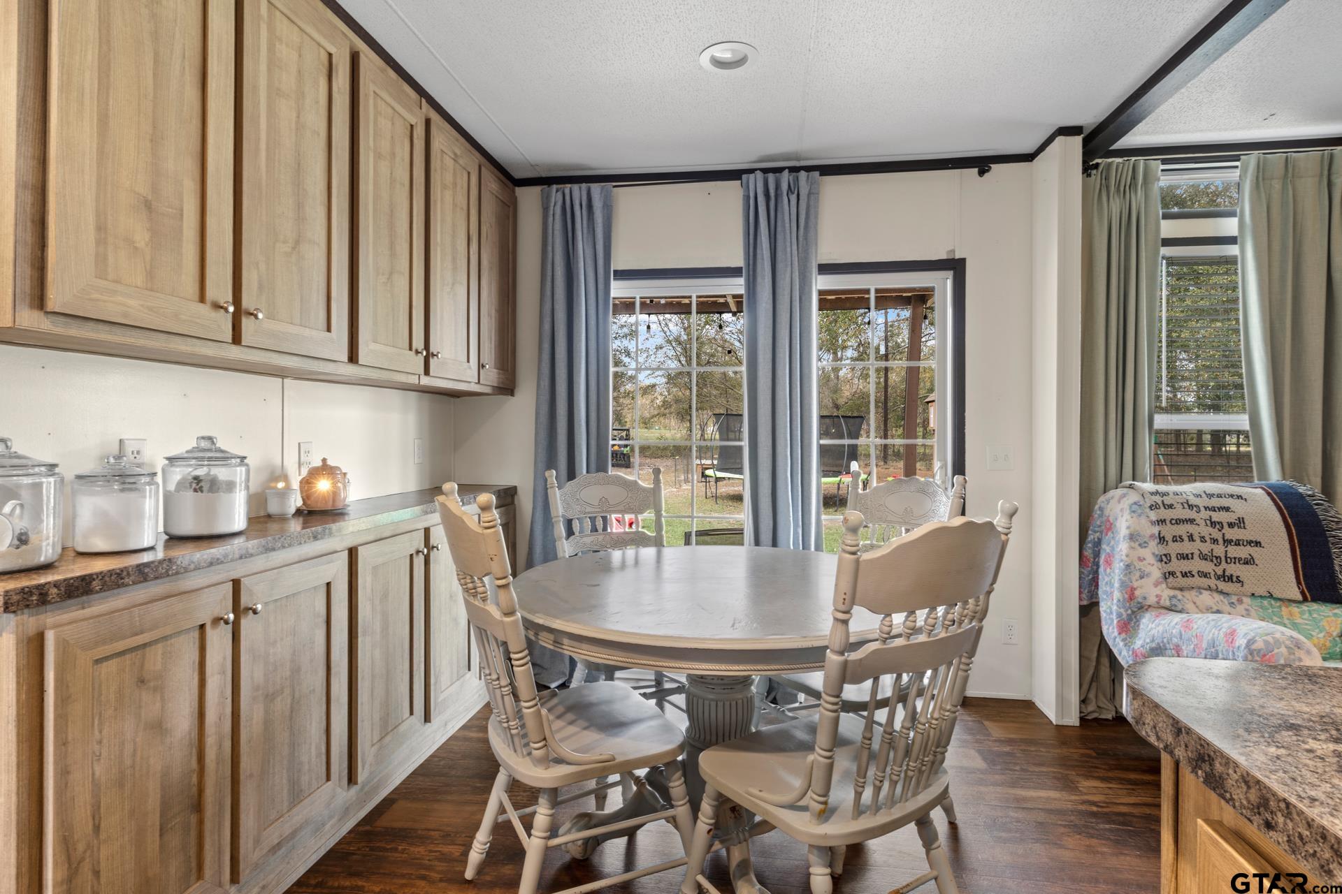 944 County Road 1240