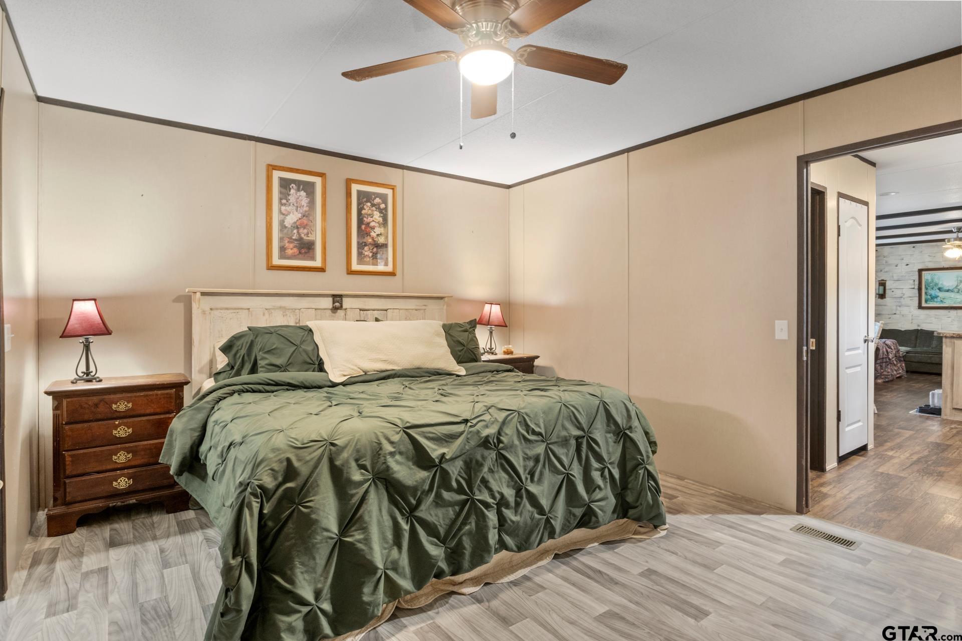 944 County Road 1240