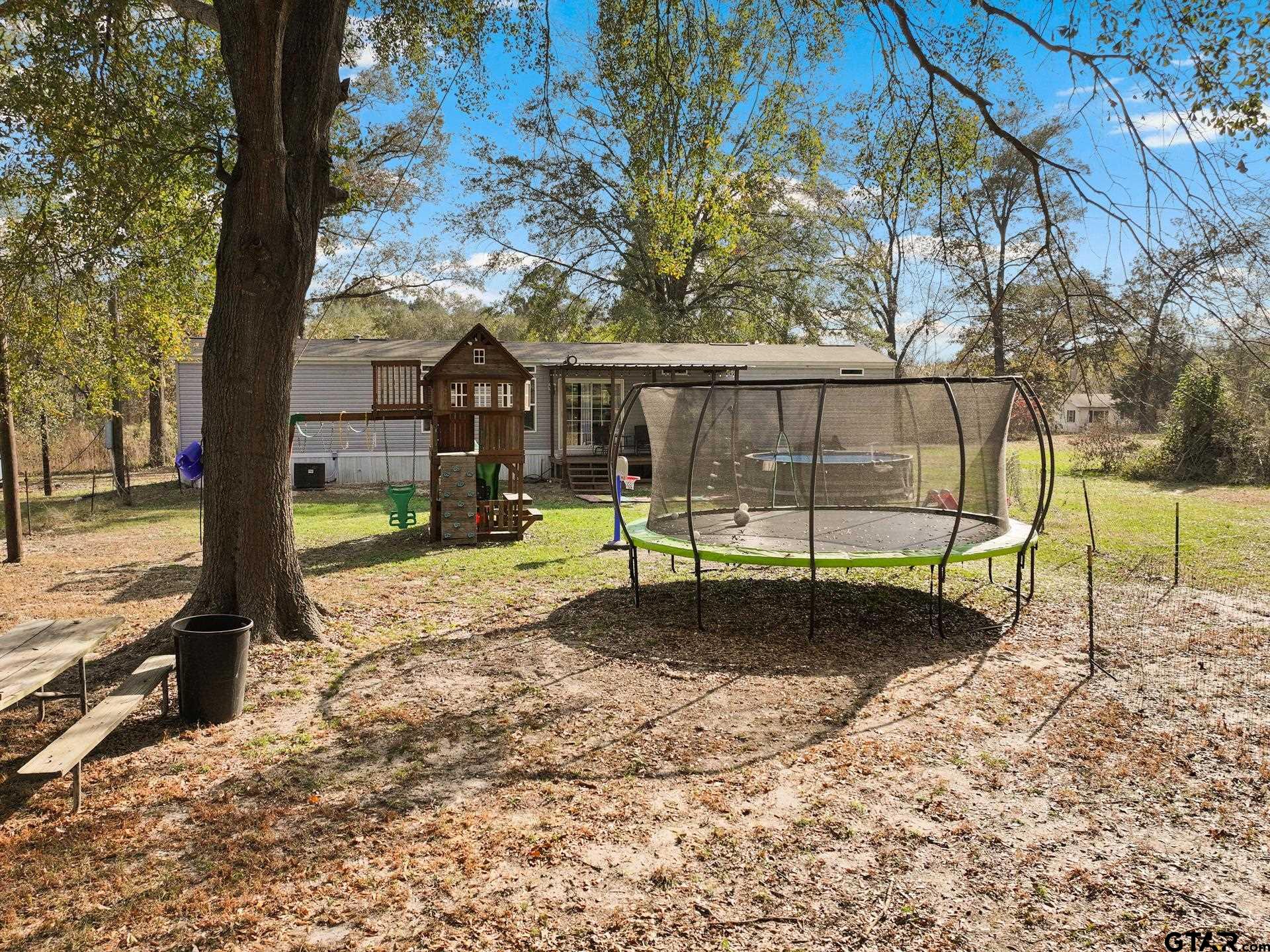 944 County Road 1240