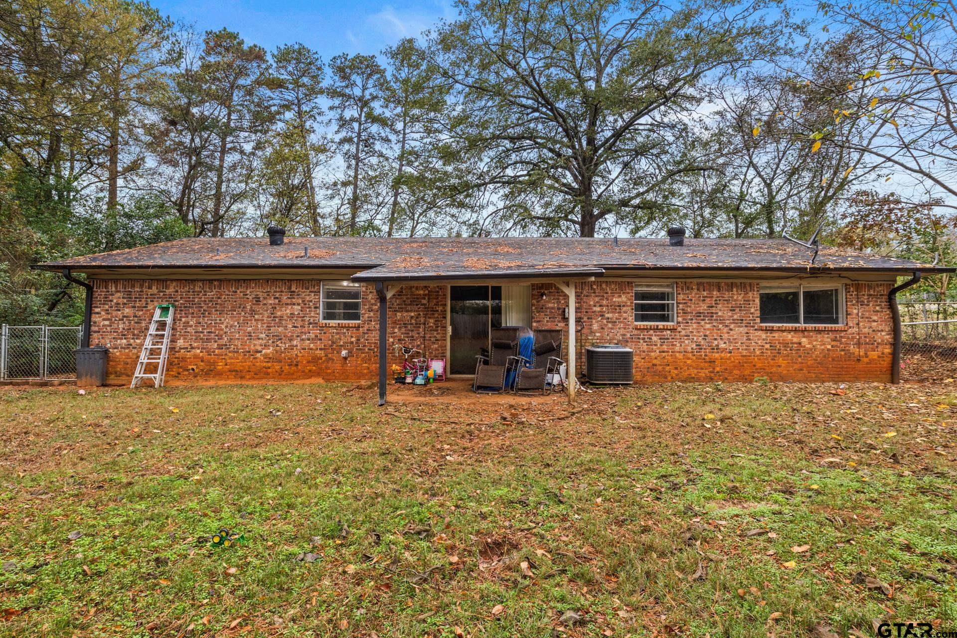 222 Mountain View Dr.