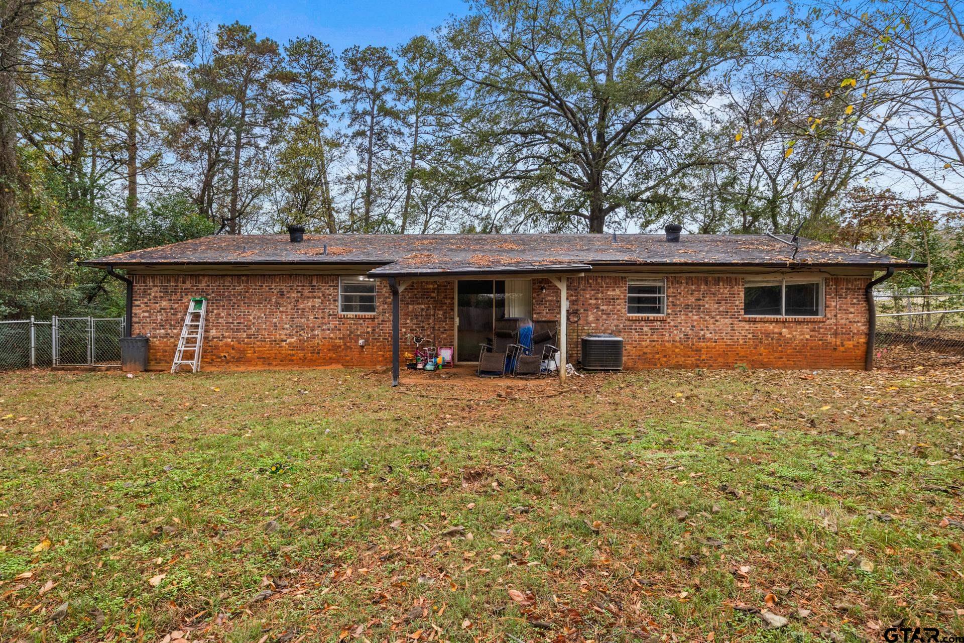 222 Mountain View Dr.