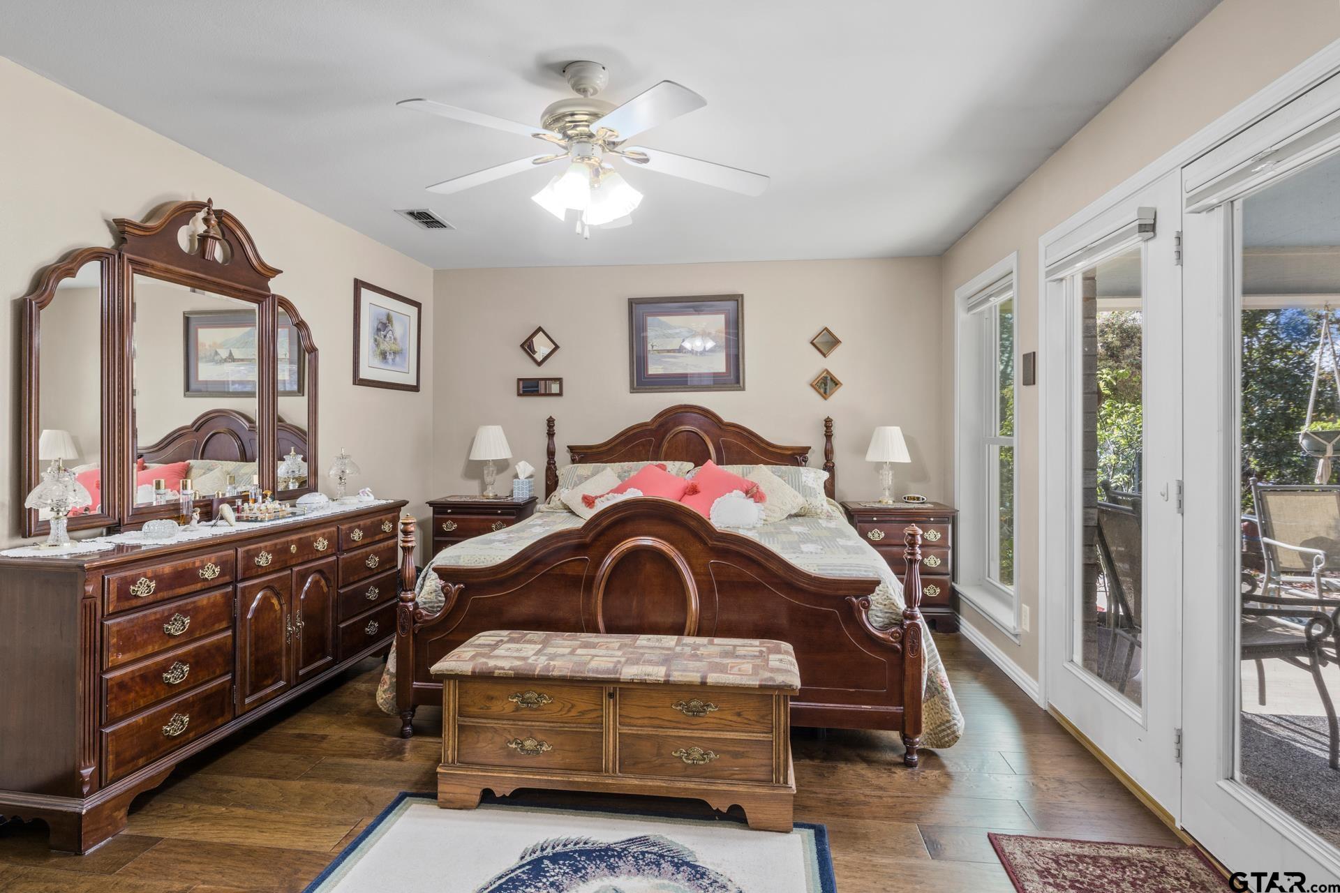 190 County Road 2452