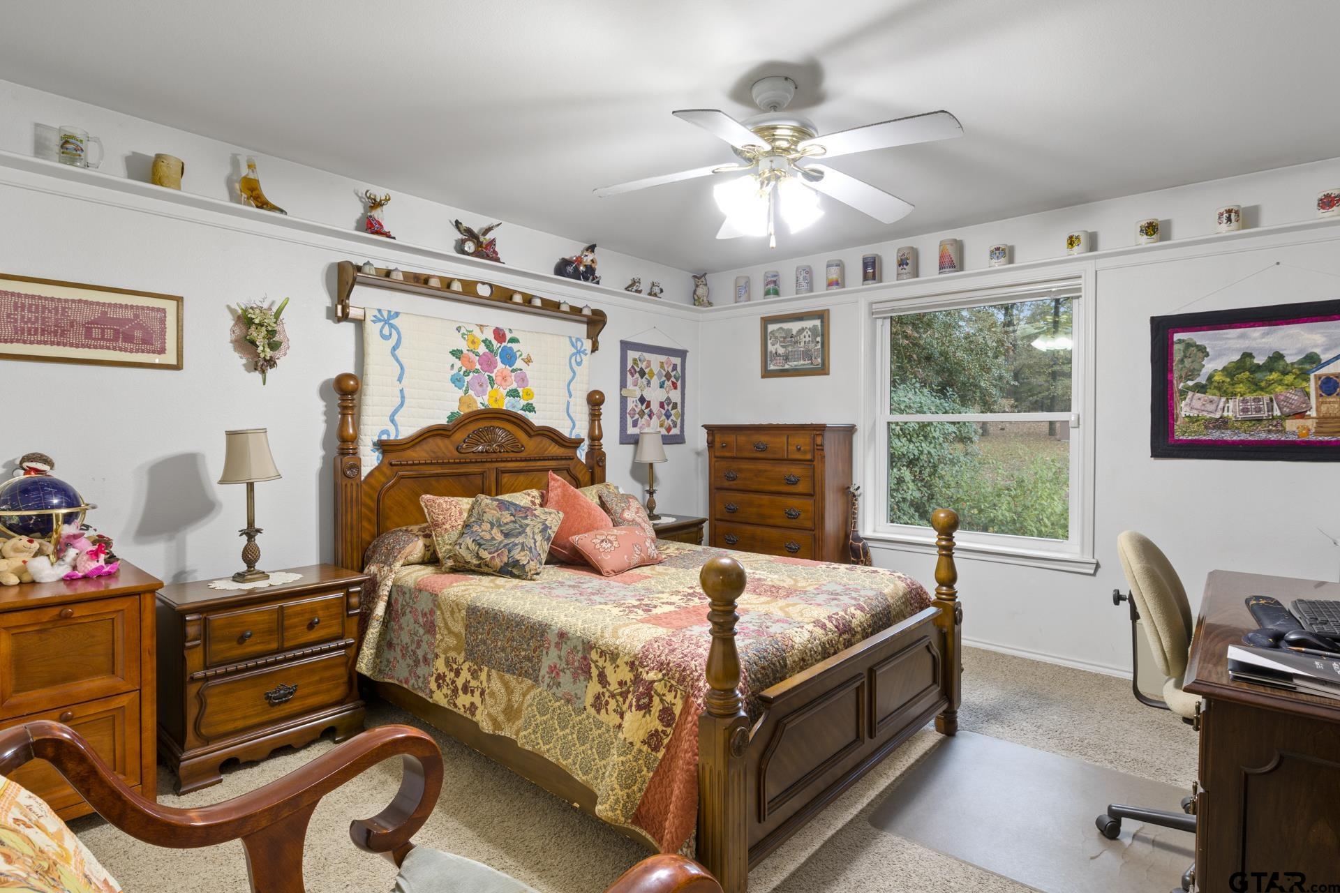 190 County Road 2452