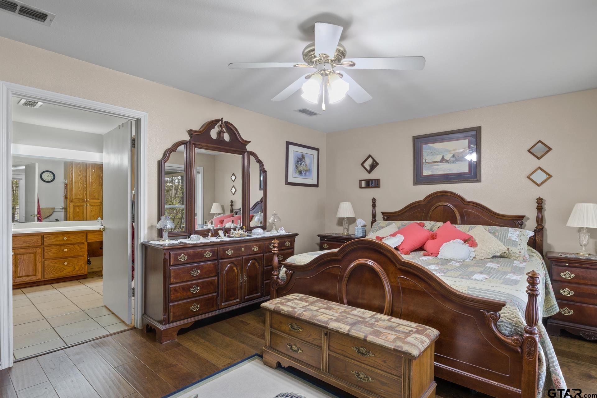 190 County Road 2452