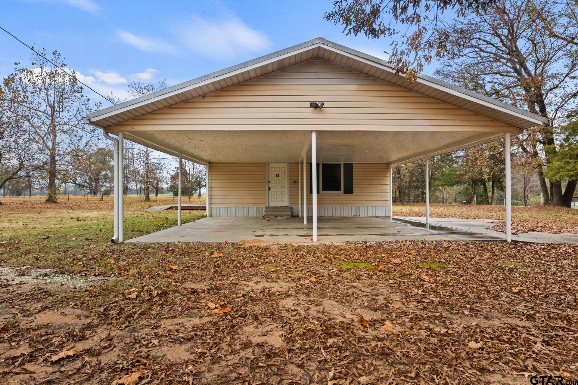 2638 SE County Road 4115