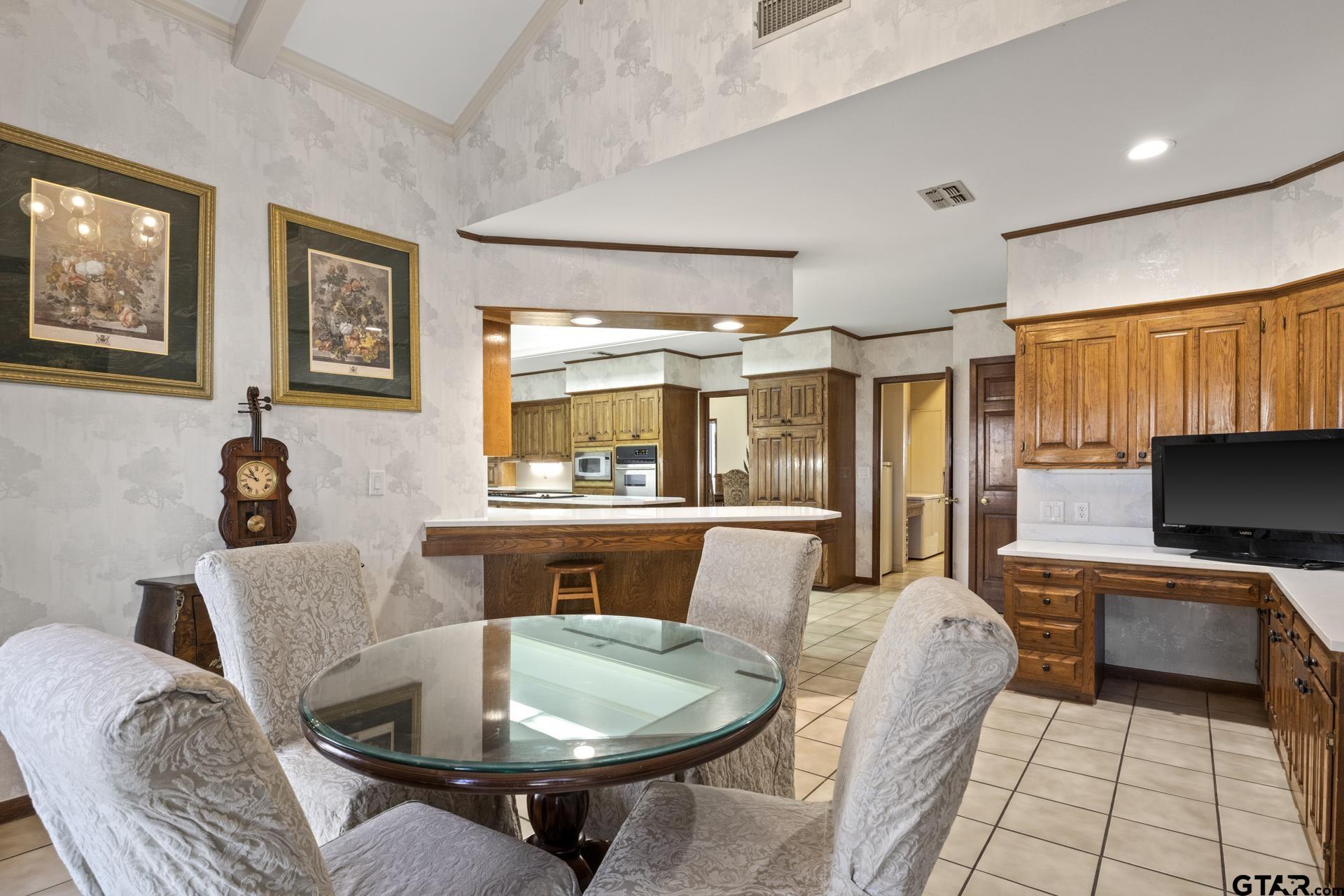 201 Country Club Drive