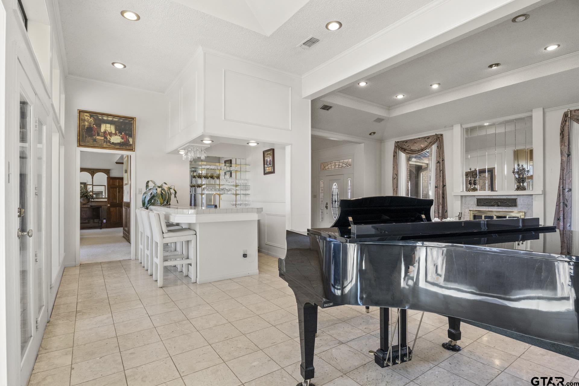 201 Country Club Drive