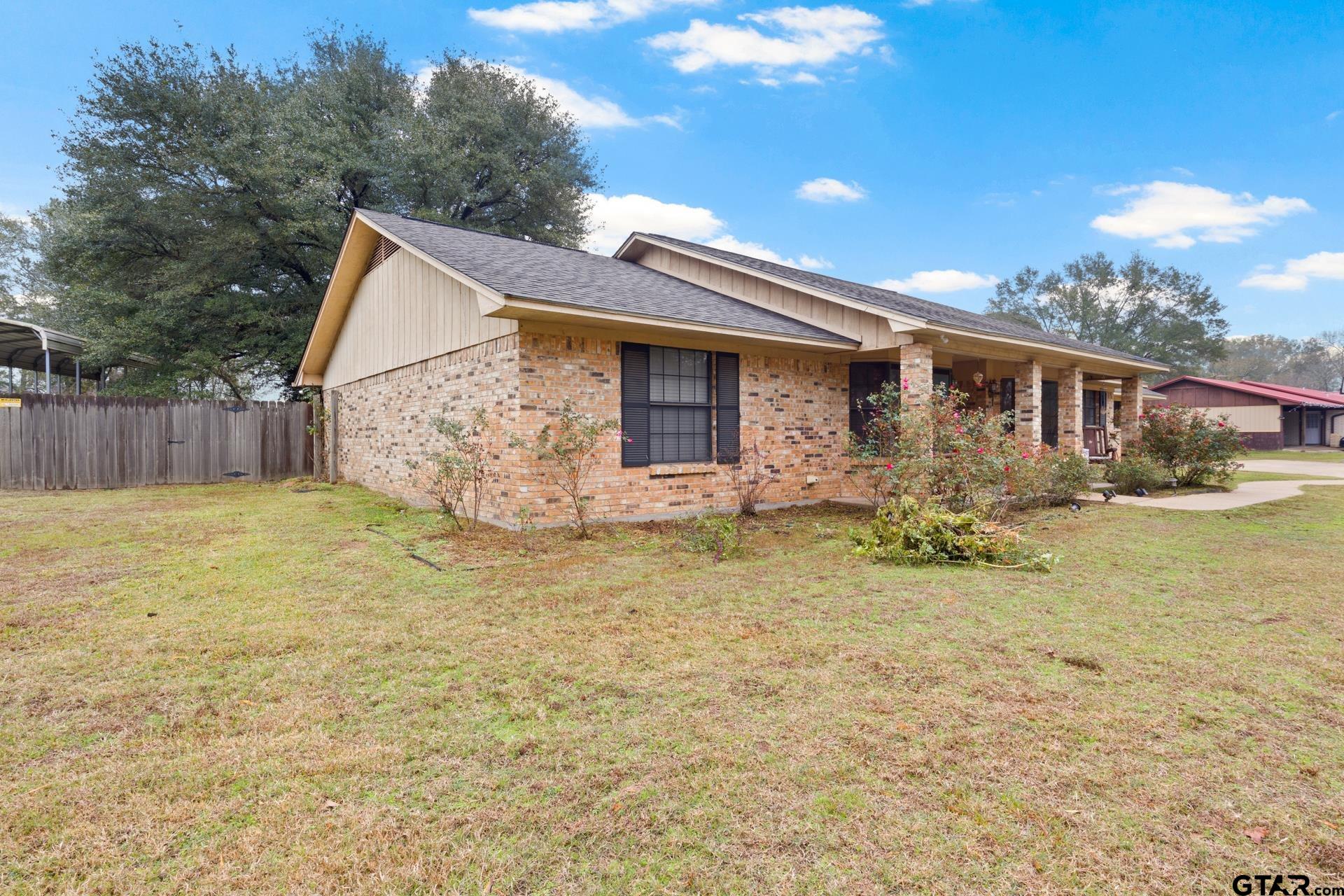 195 County Road 4164
