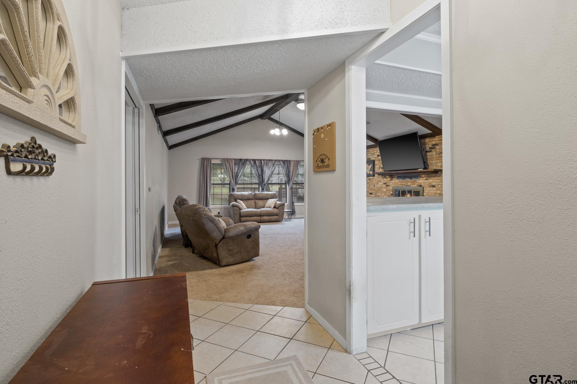 195 County Road 4164