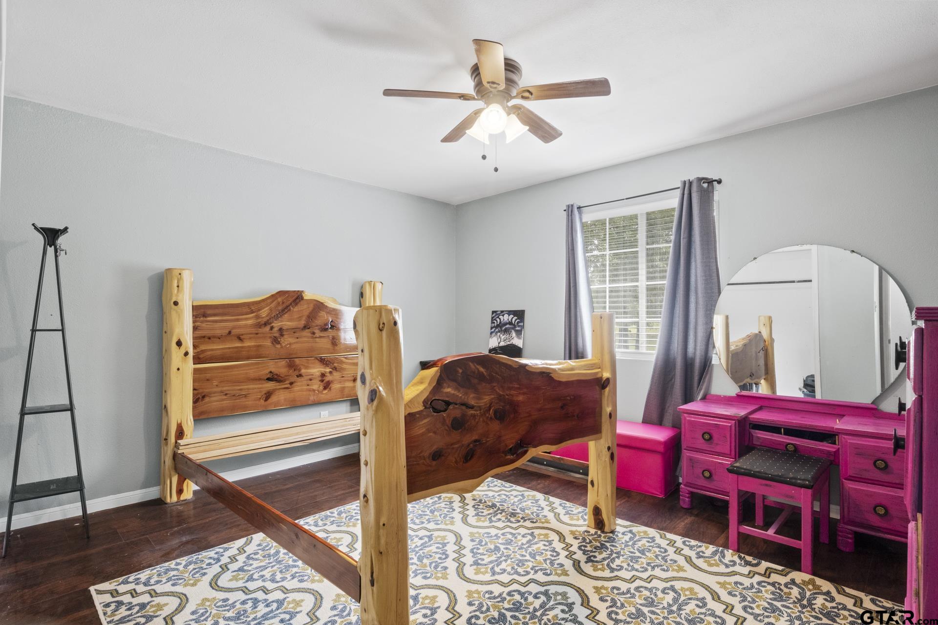 5536 County Road 1905