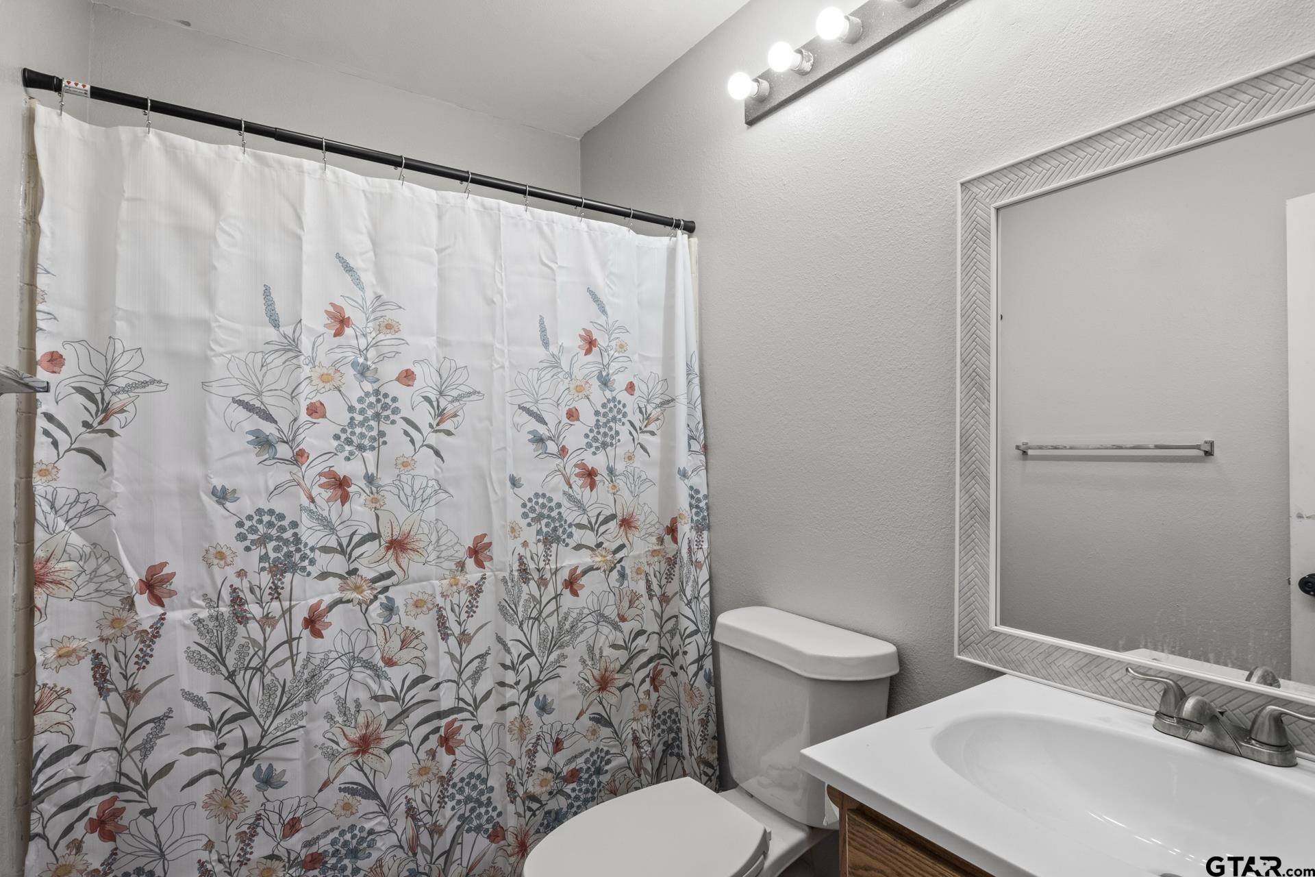 5536 County Road 1905