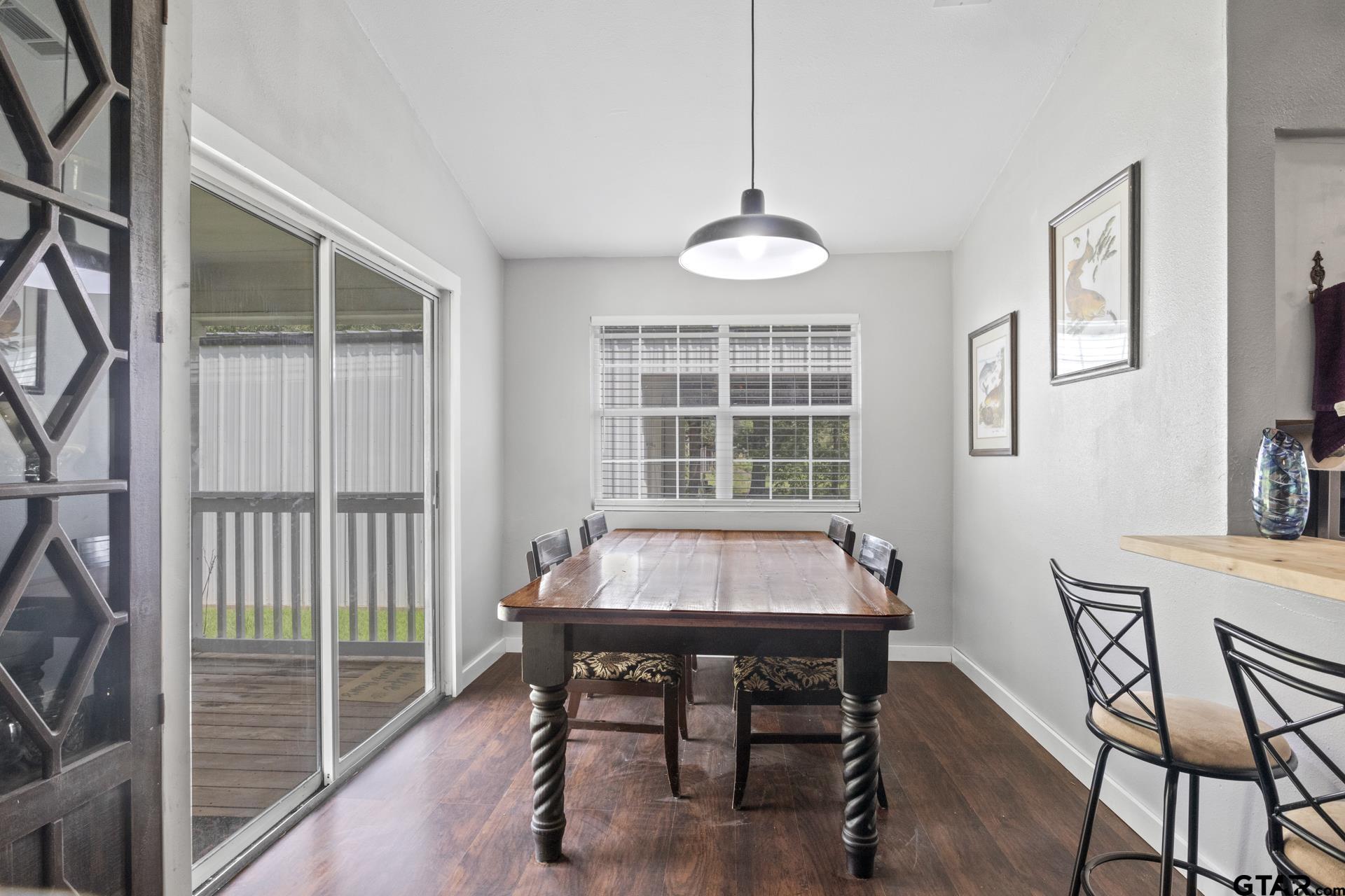 5536 County Road 1905