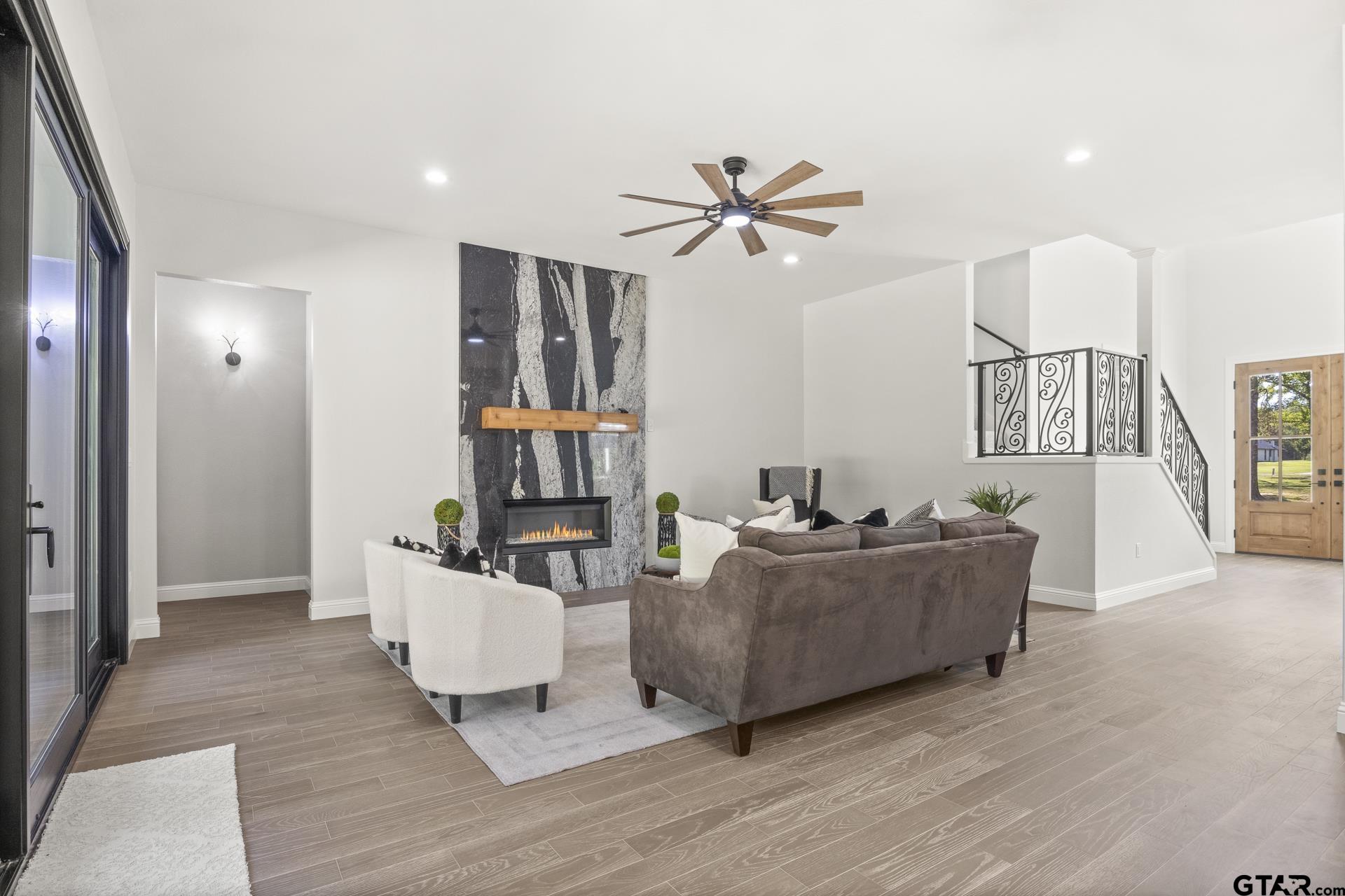 1013 County Road 4420