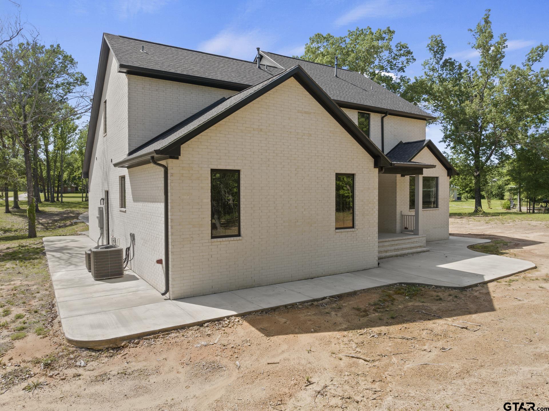 1013 County Road 4420