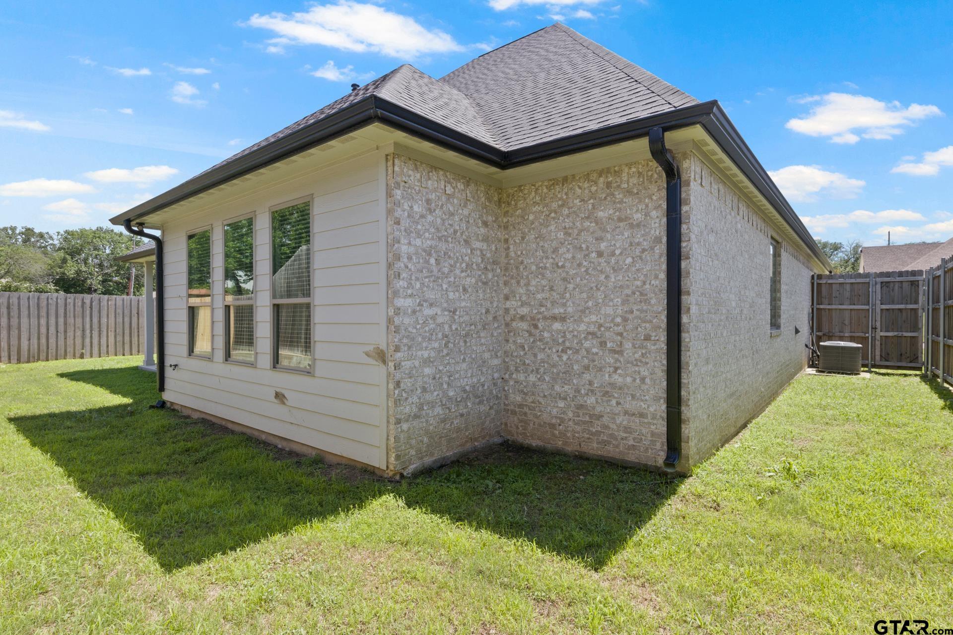 255 Kathryn's Ct