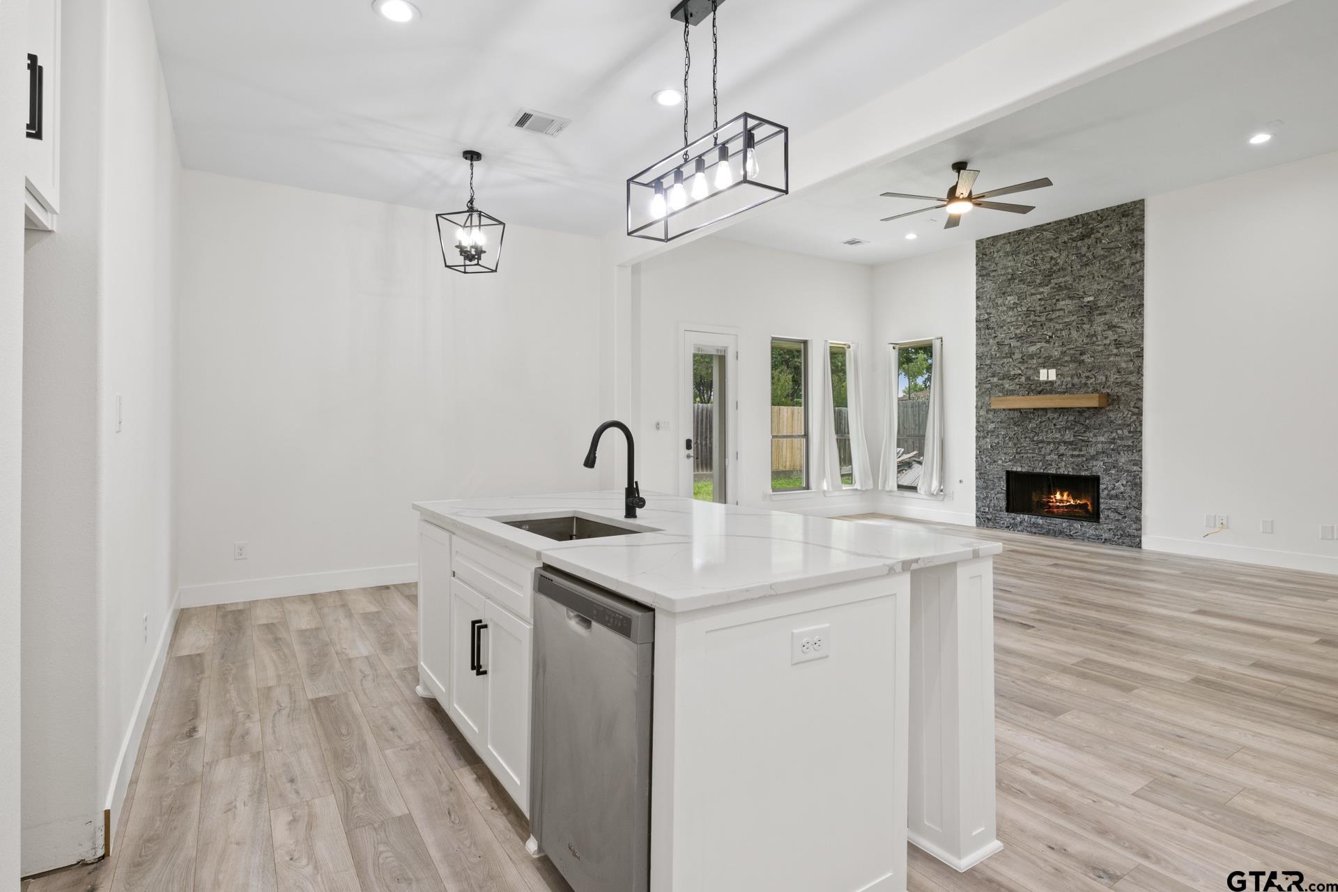 255 Kathryn's Ct