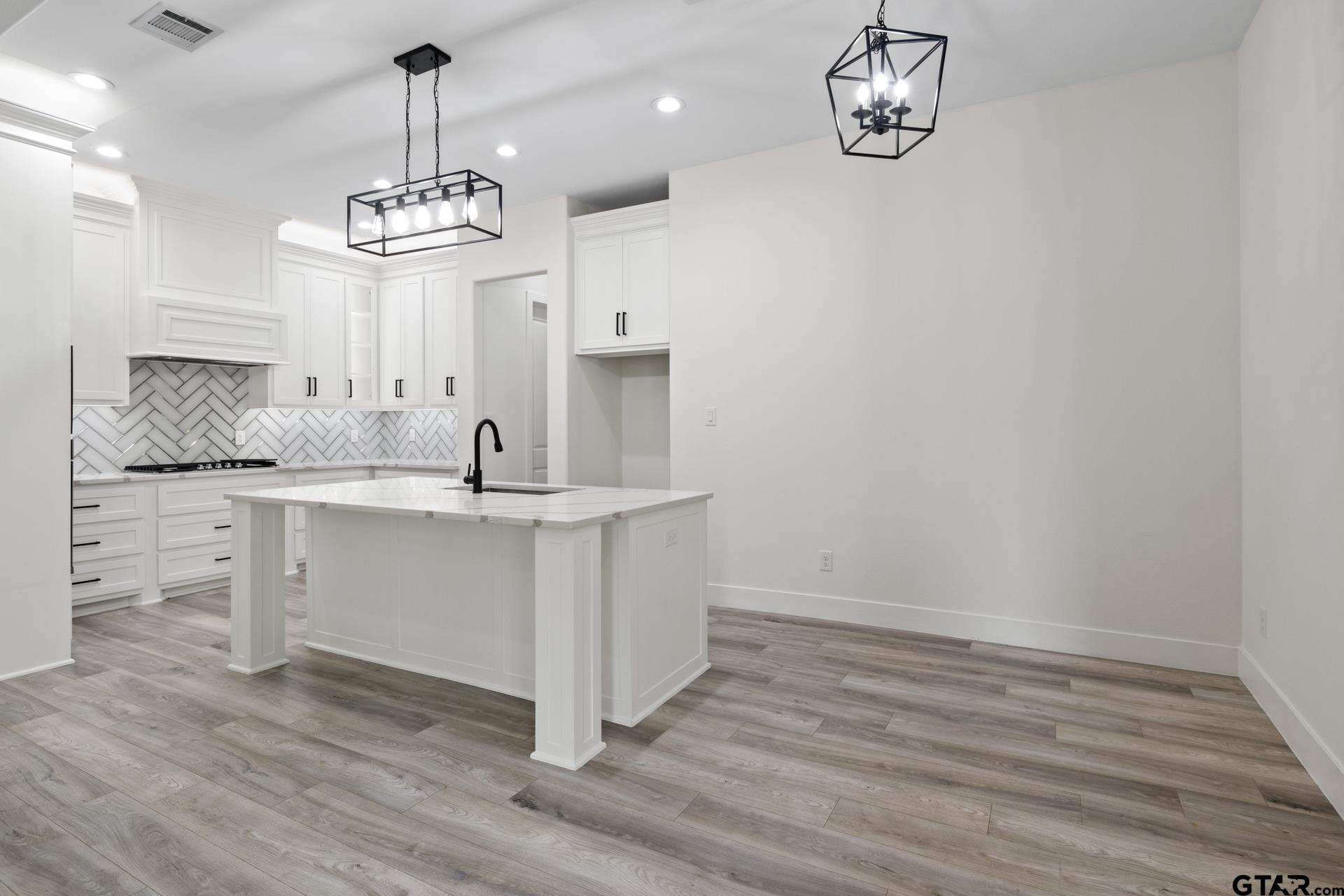 255 Kathryn's Ct