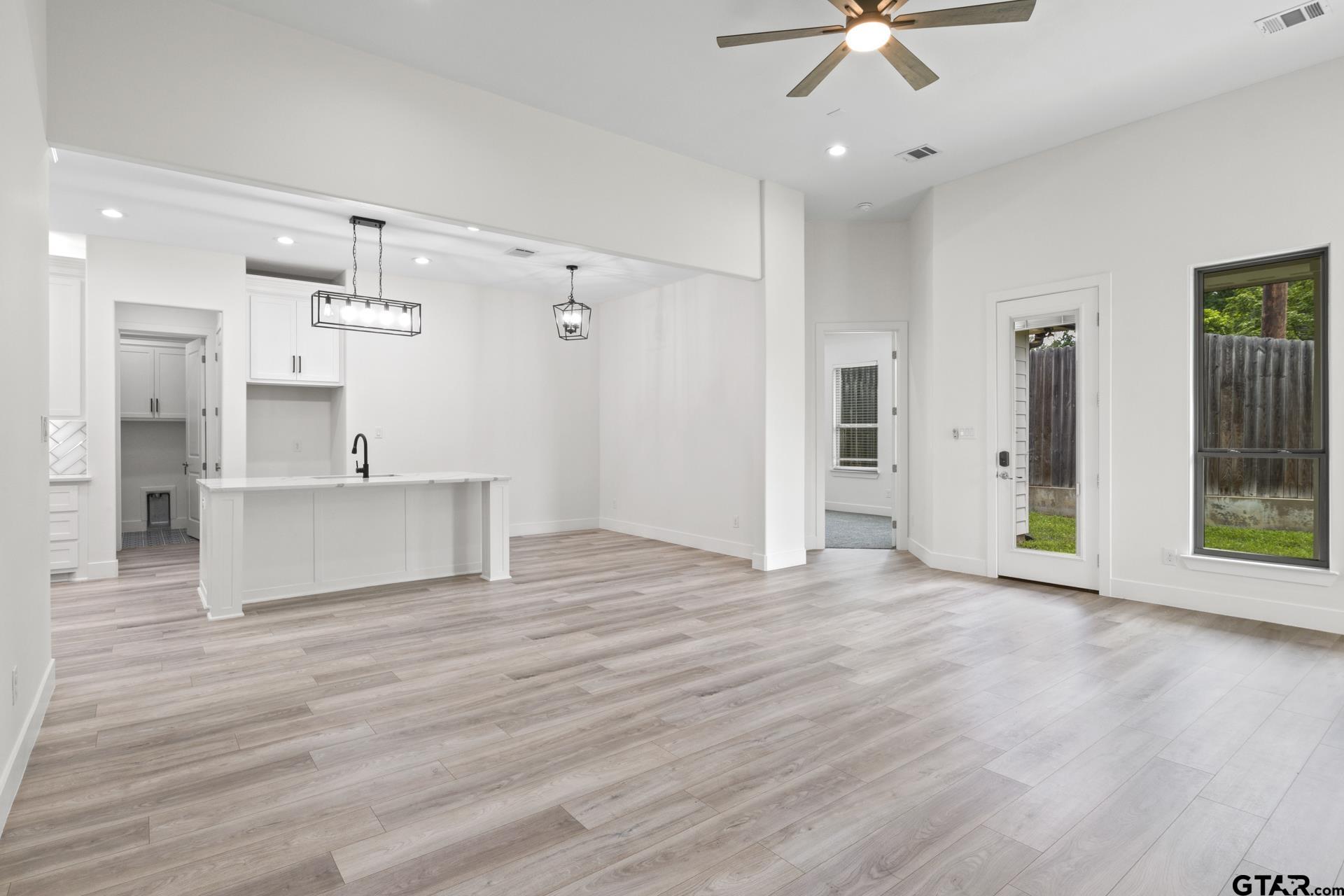 255 Kathryn's Ct