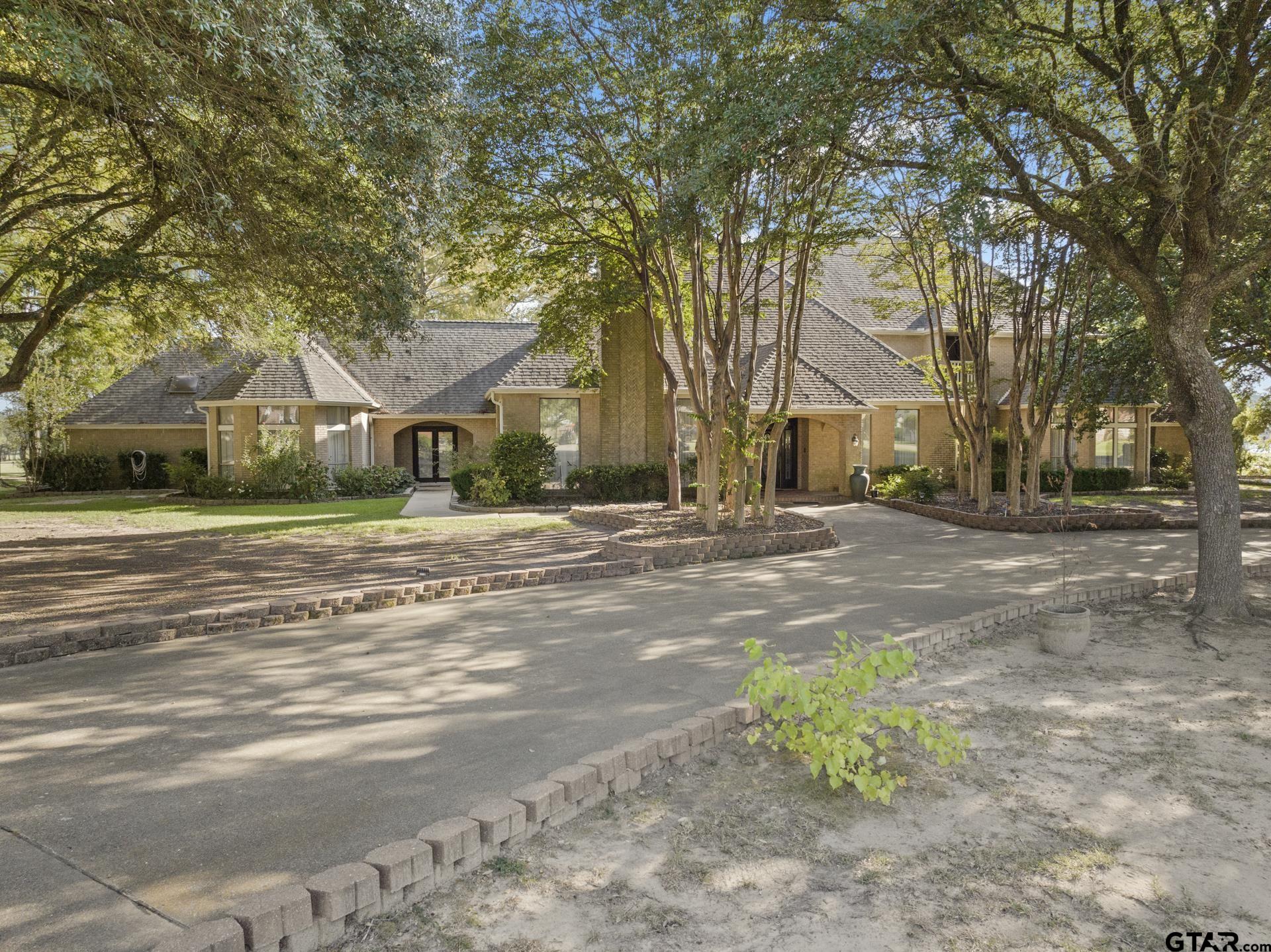 201 Country Club Drive