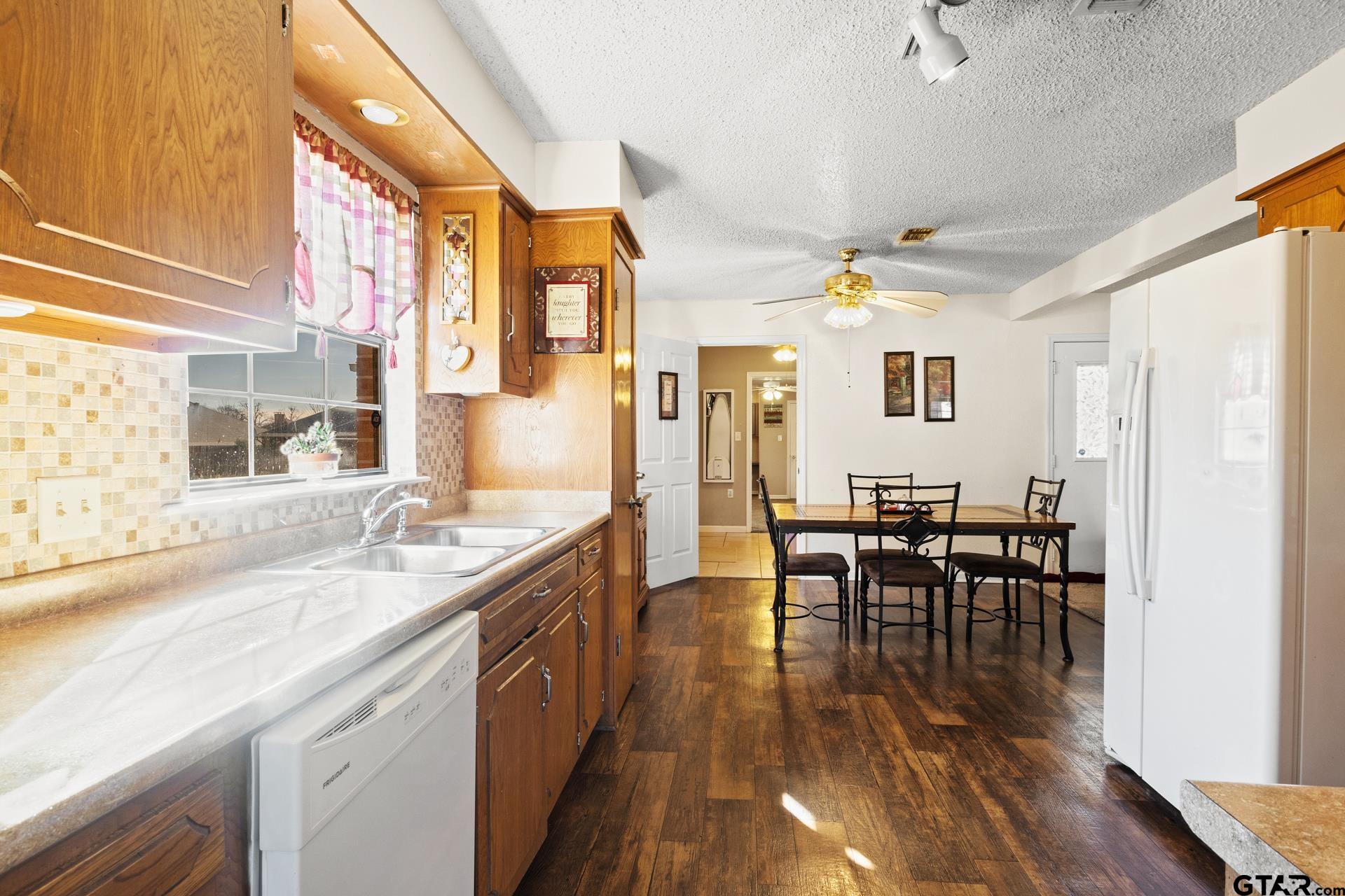 508 Brookwood