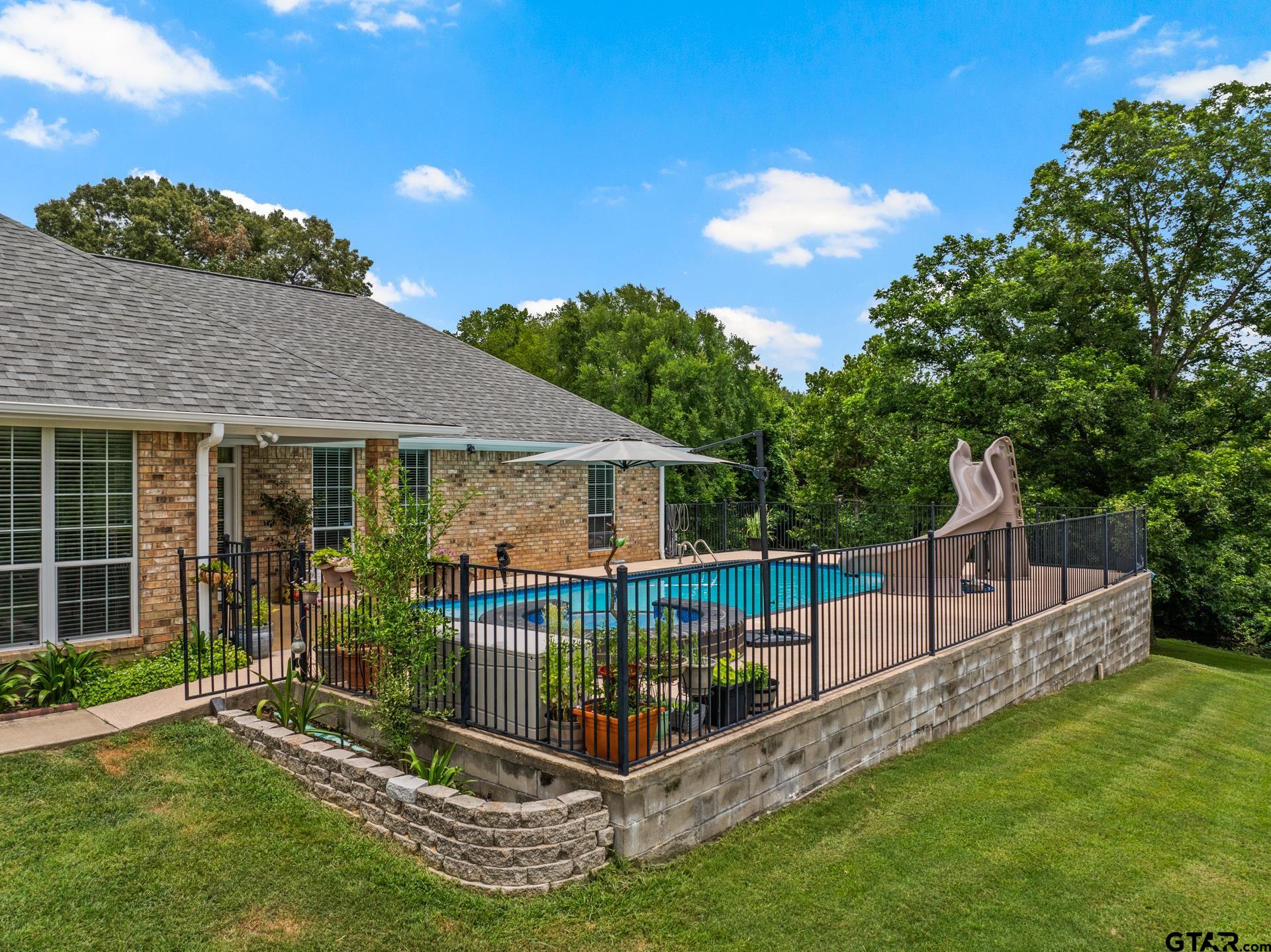 100 County Road 1132