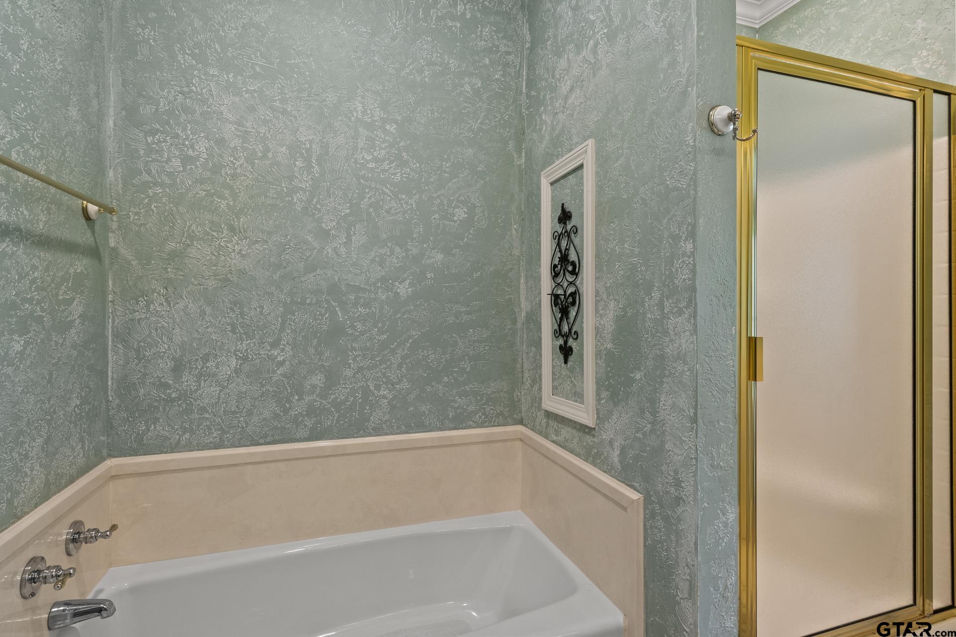 100 County Road 1132