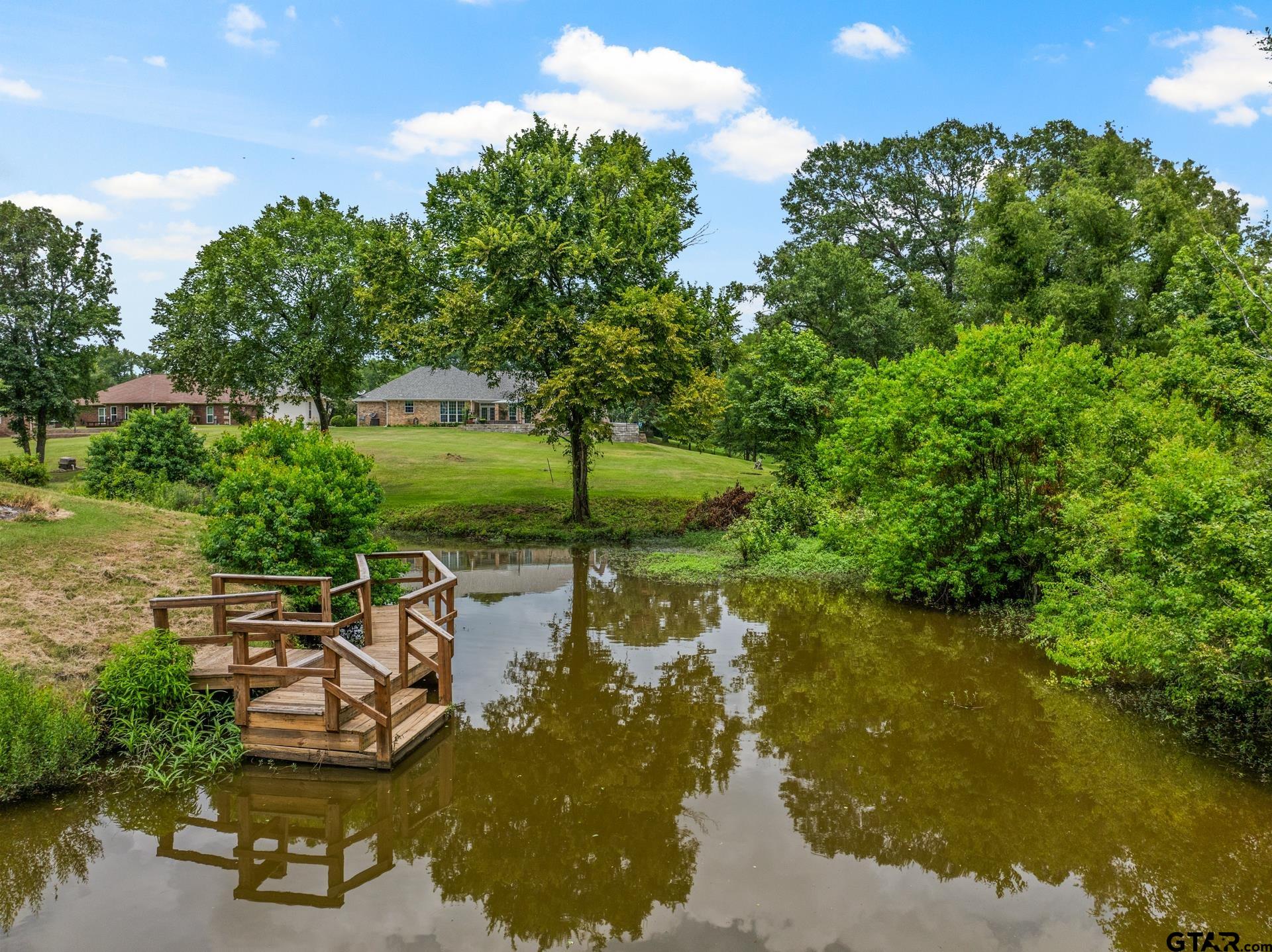 100 County Road 1132