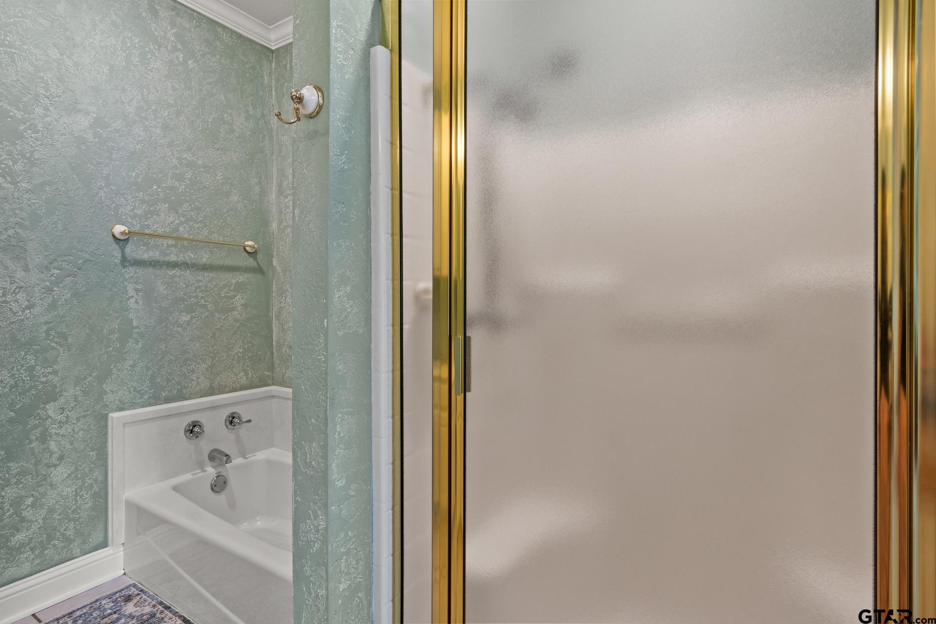 100 County Road 1132