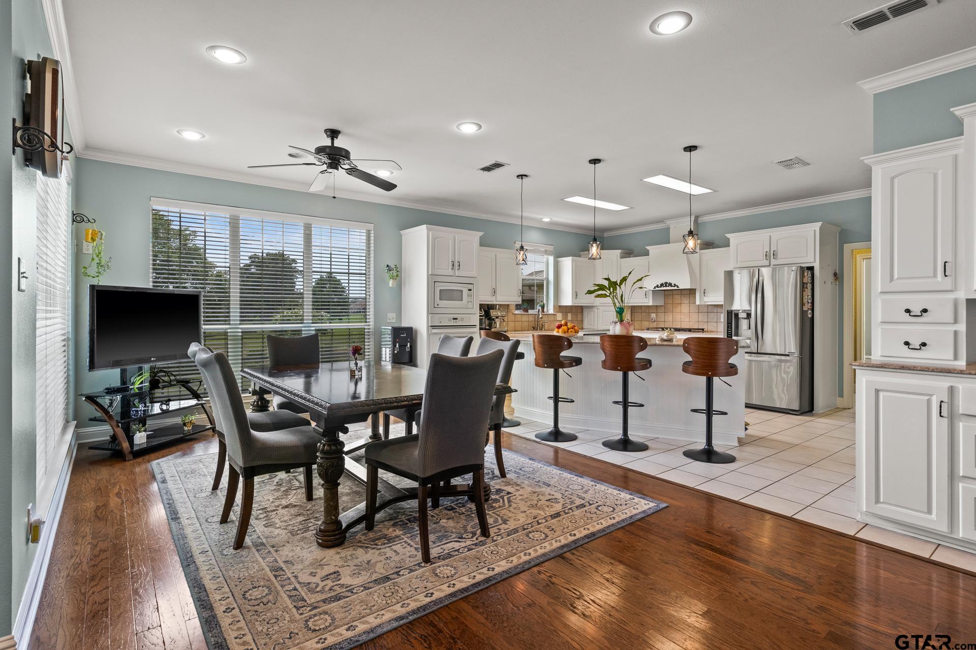 100 County Road 1132