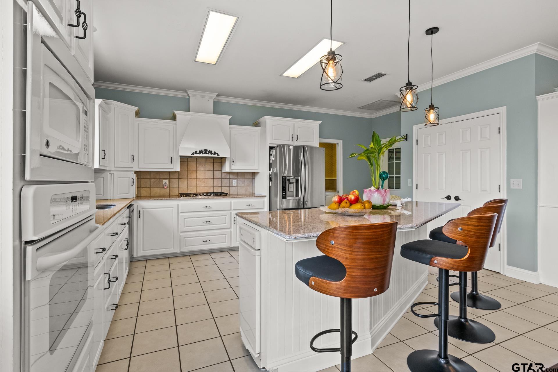 100 County Road 1132