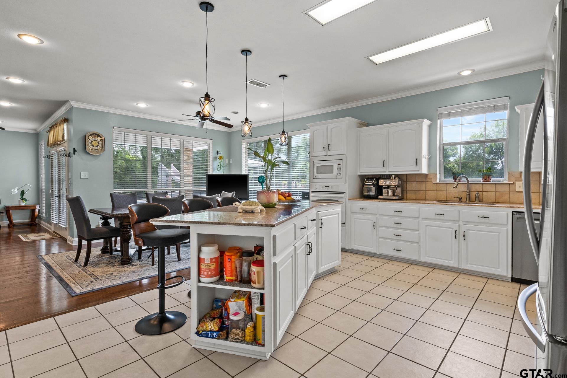 100 County Road 1132