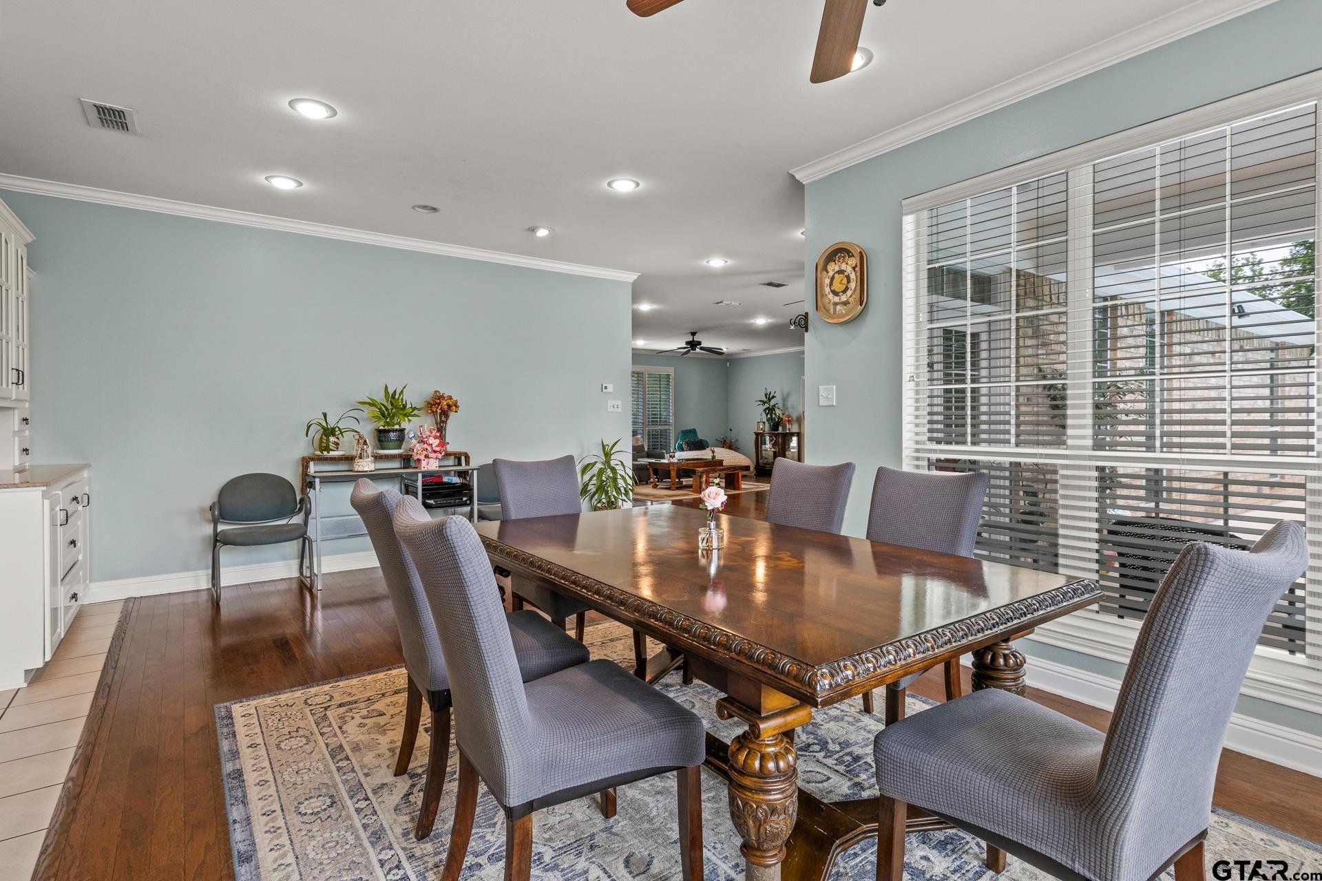 100 County Road 1132