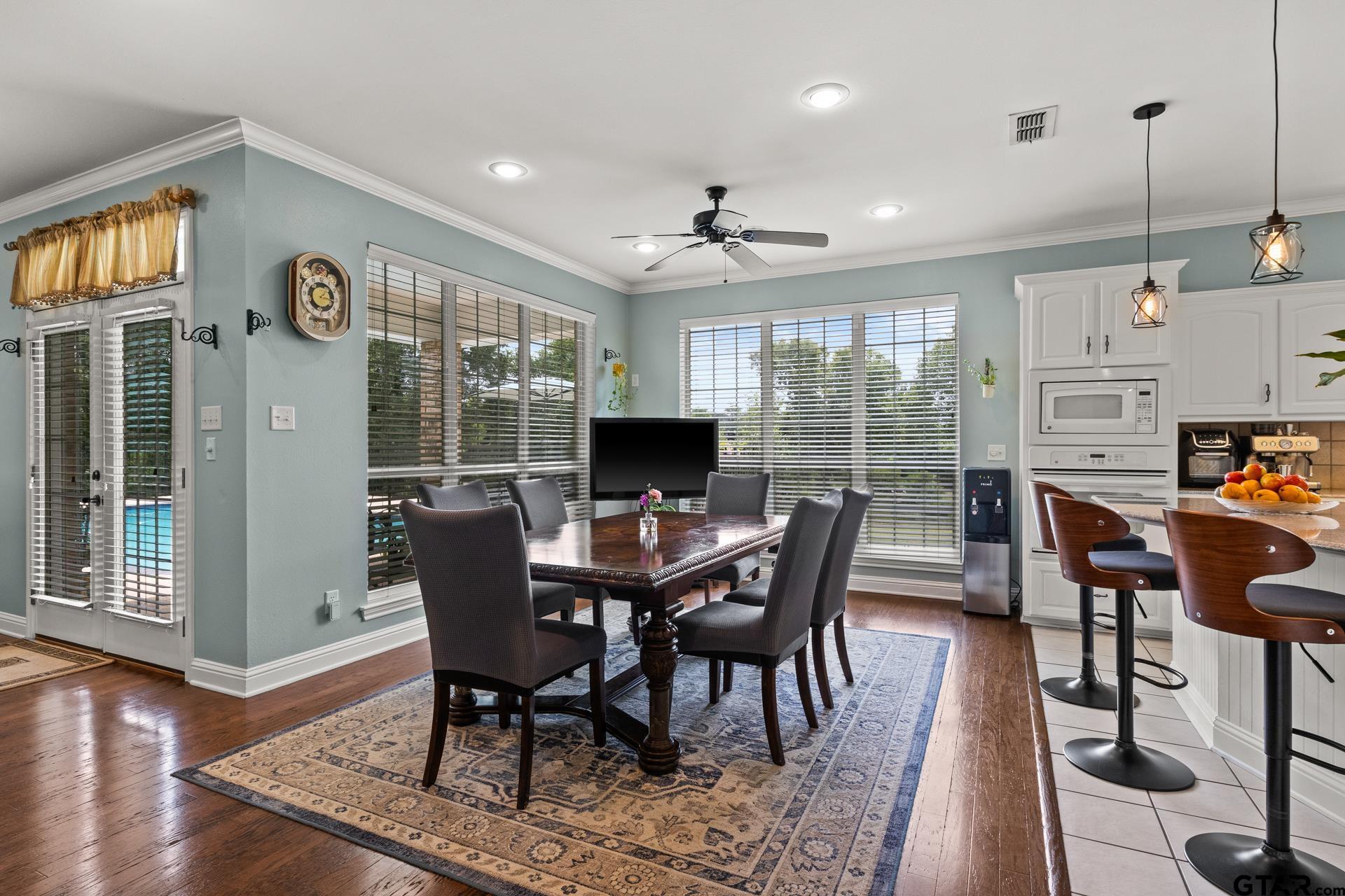 100 County Road 1132