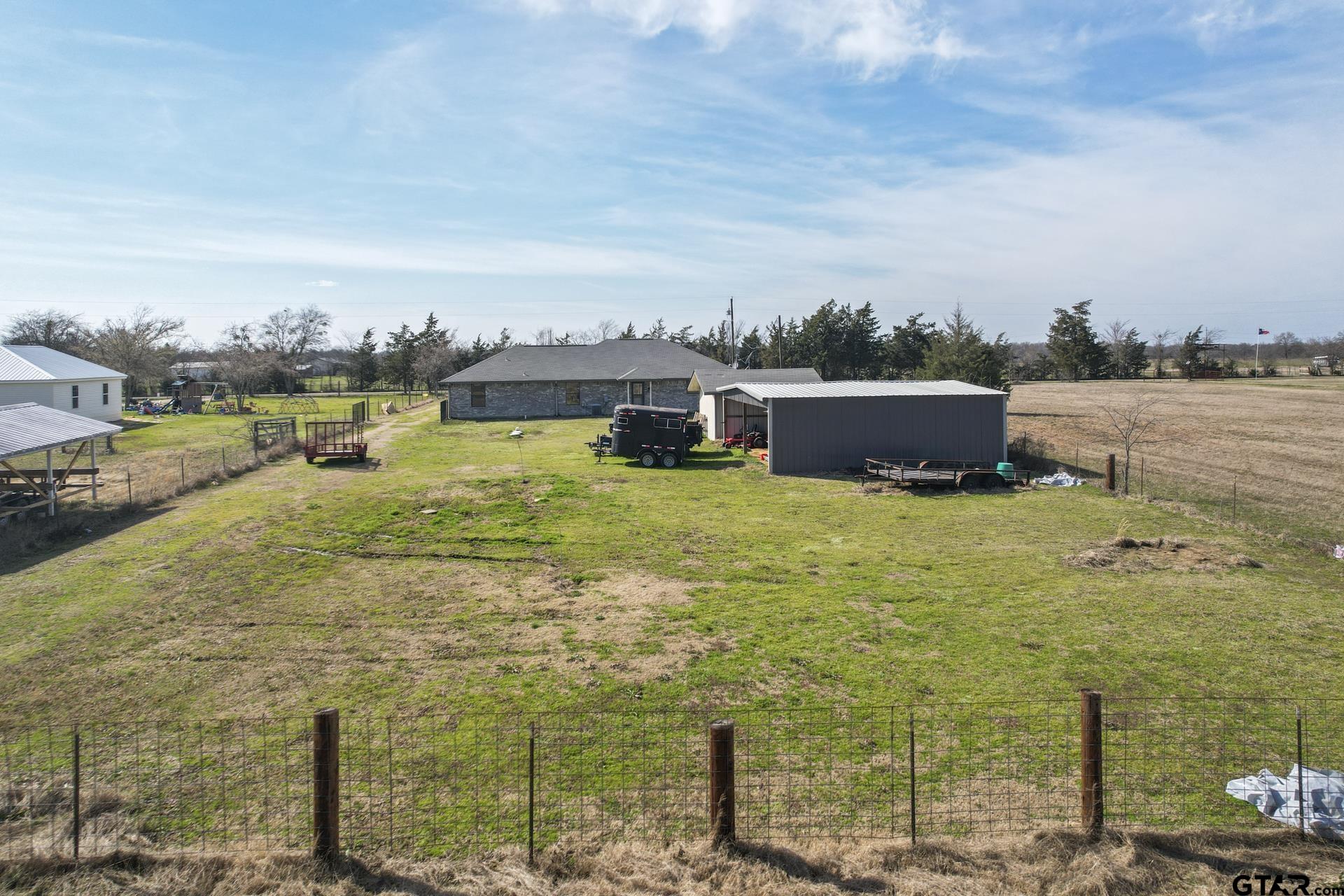 1960 NW County Road 1030