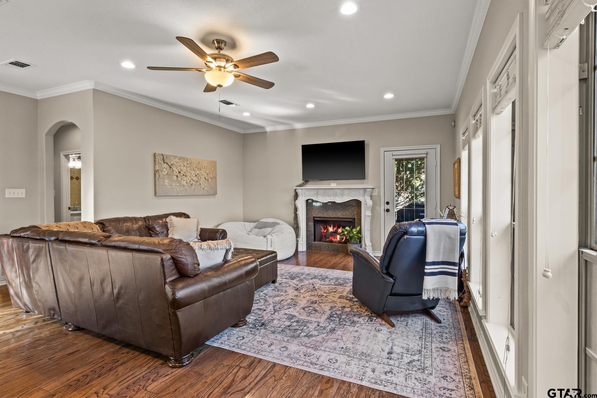 75 Private Road 4208