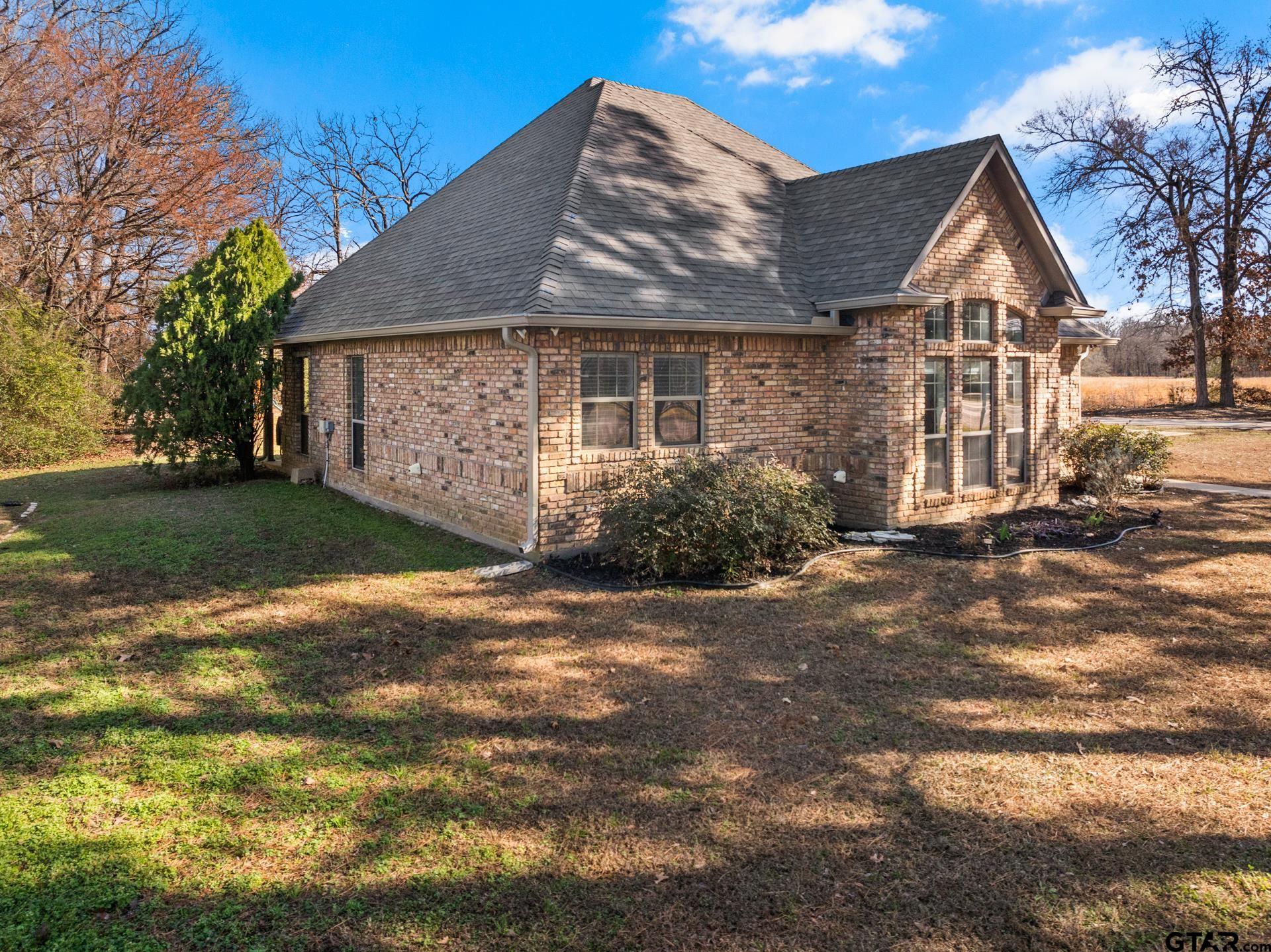 75 Private Road 4208