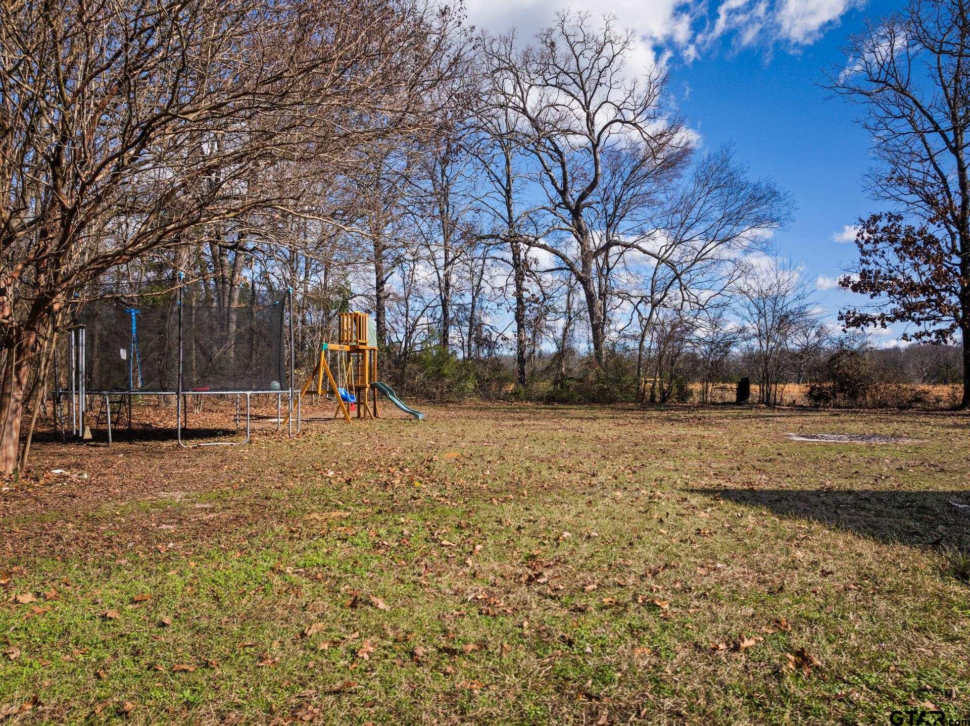 75 Private Road 4208