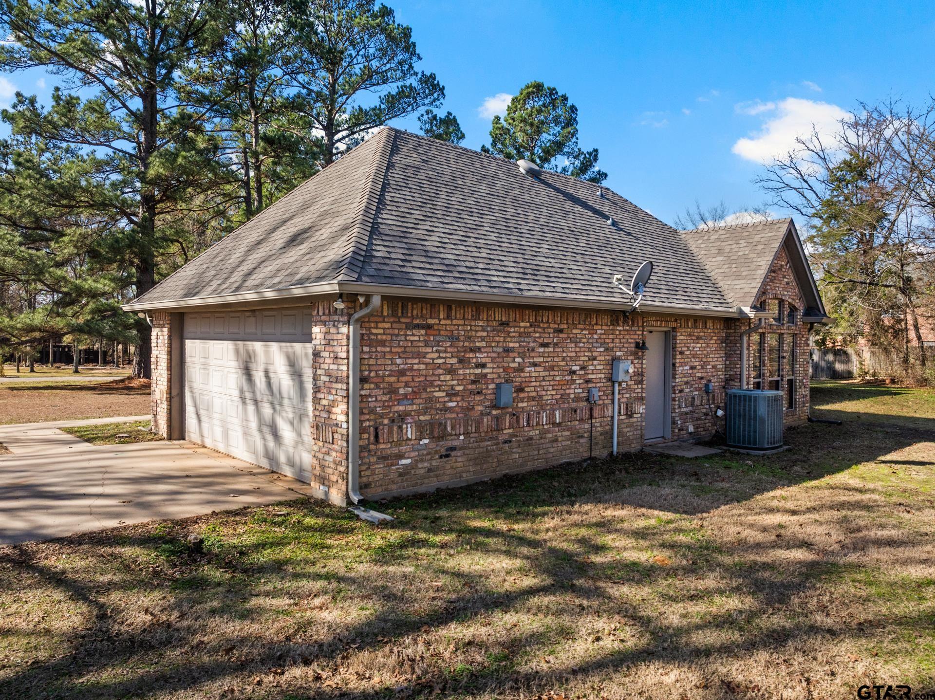 75 Private Road 4208