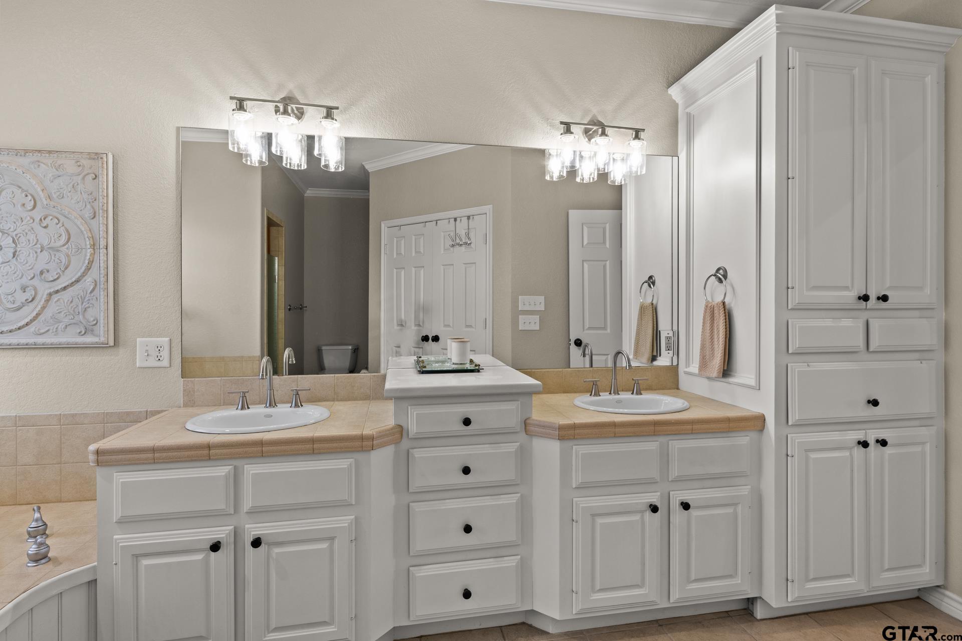 75 Private Road 4208