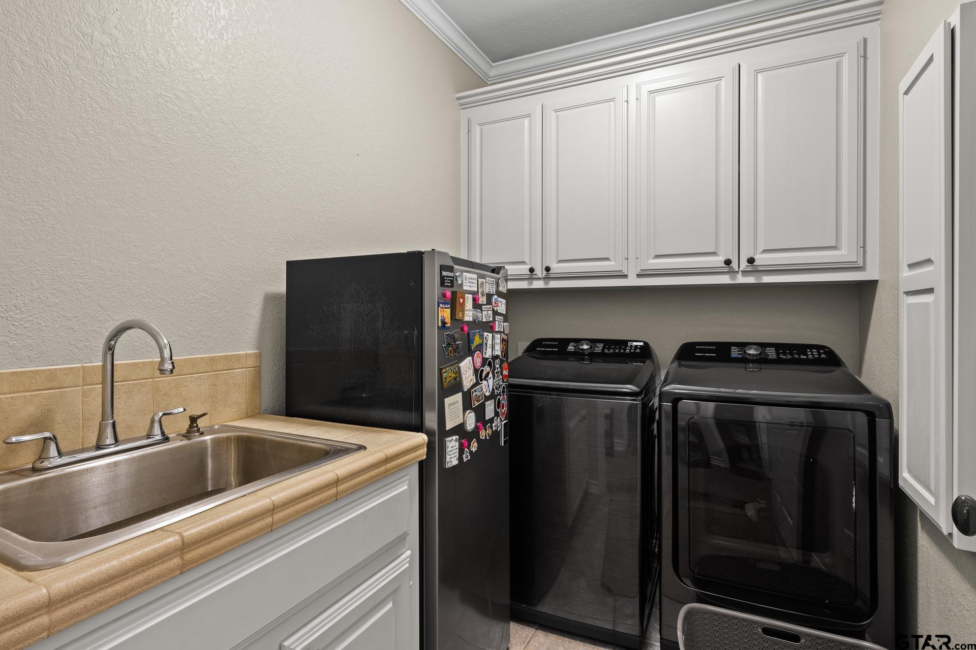 75 Private Road 4208