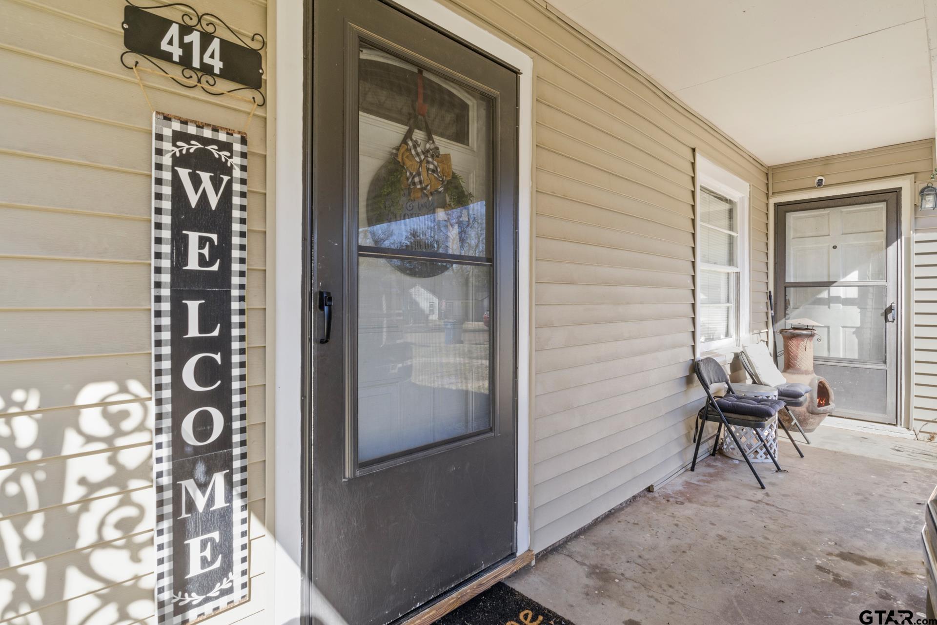 414 Lindsey St