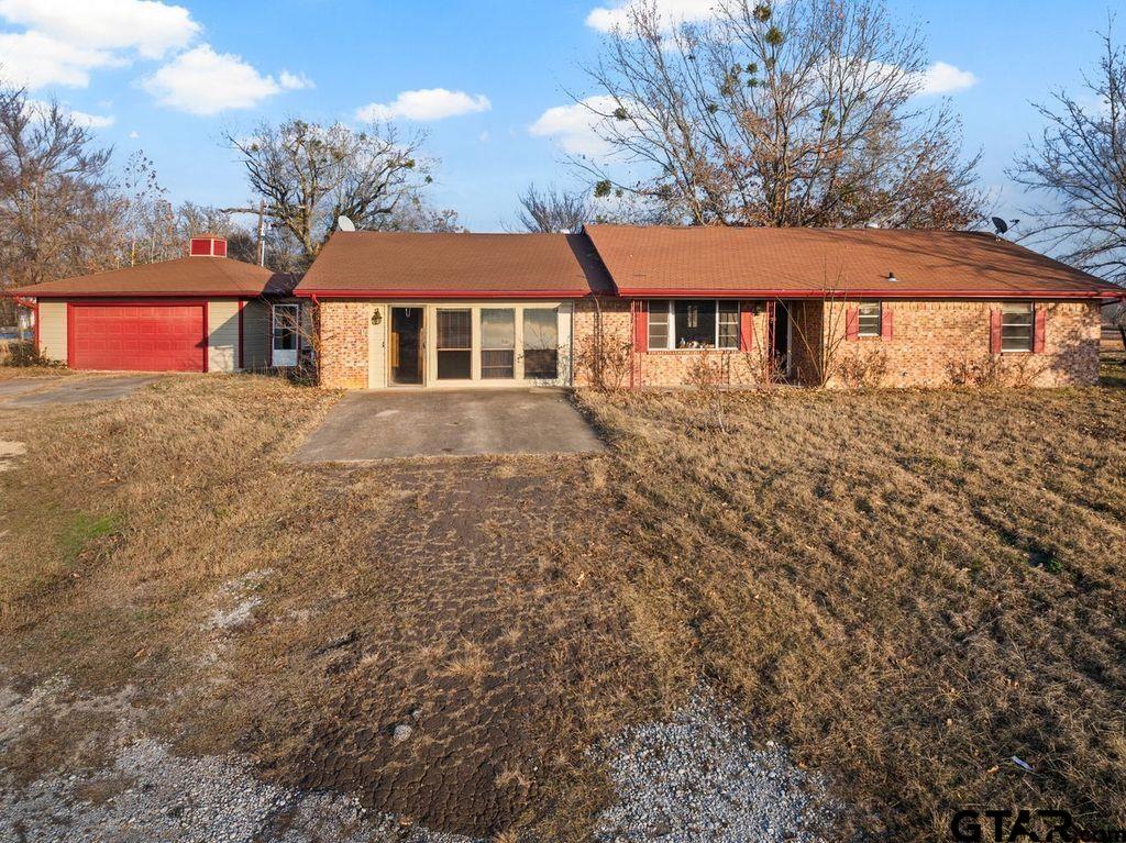 6406 N HWY 37