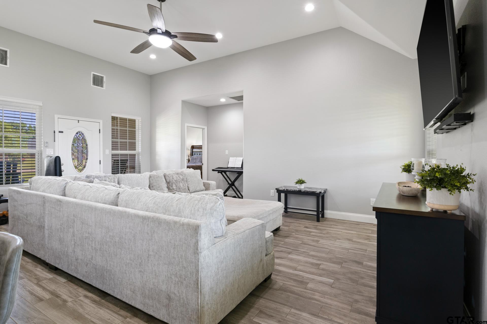 20 County Road 4742