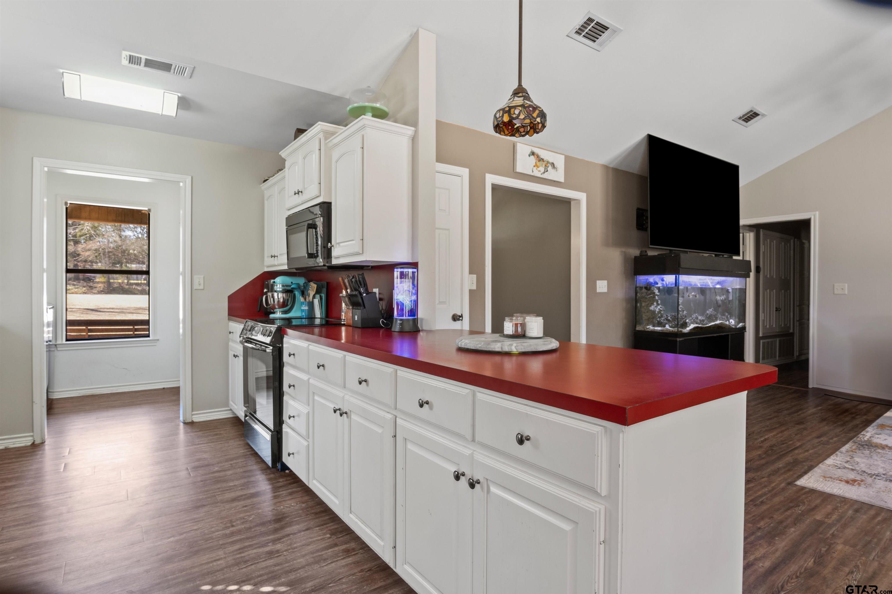 290 County Road 2220